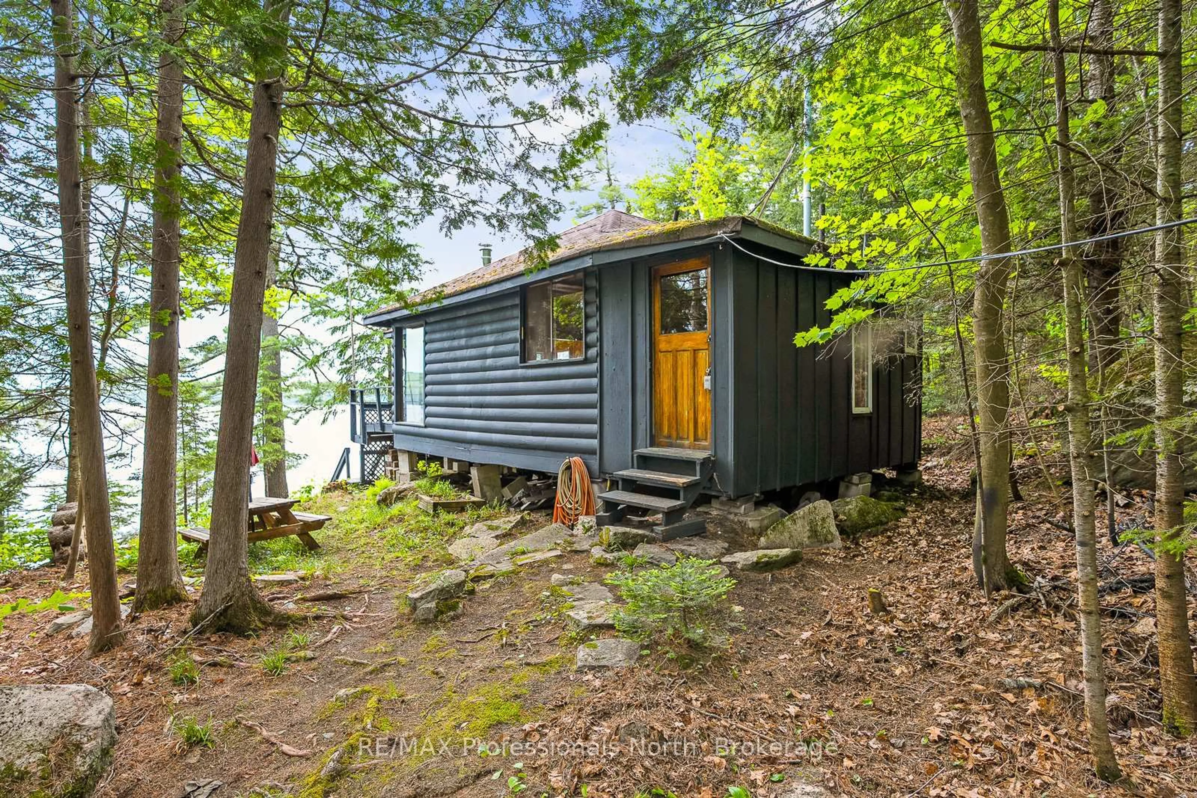Shed for 11443 KUSHOG NORTH WATER, Algonquin Highlands Ontario K0M 1J2