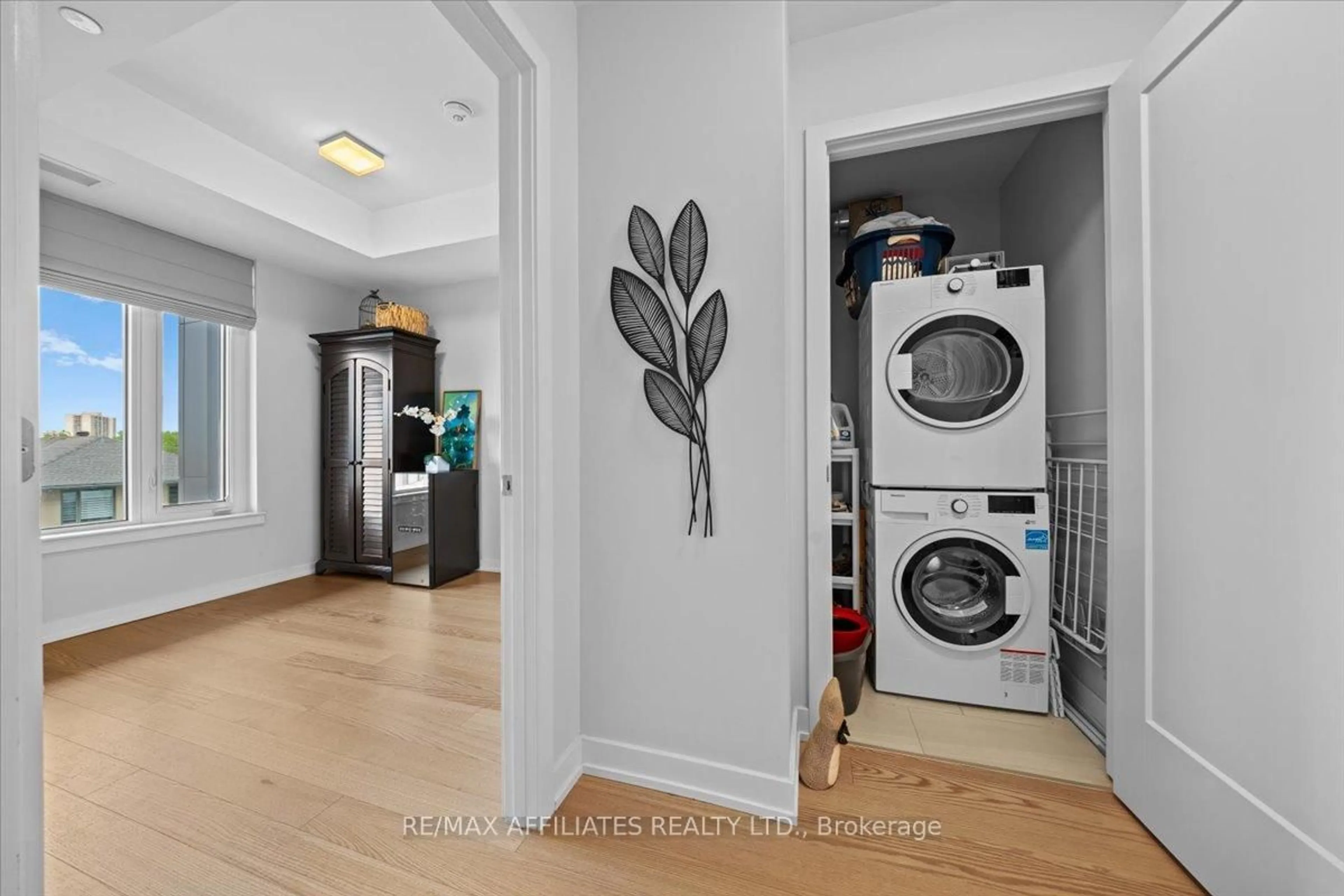 Laundry room for 570 De Mazenod Ave #406, Ottawa Ontario K1S 5X2