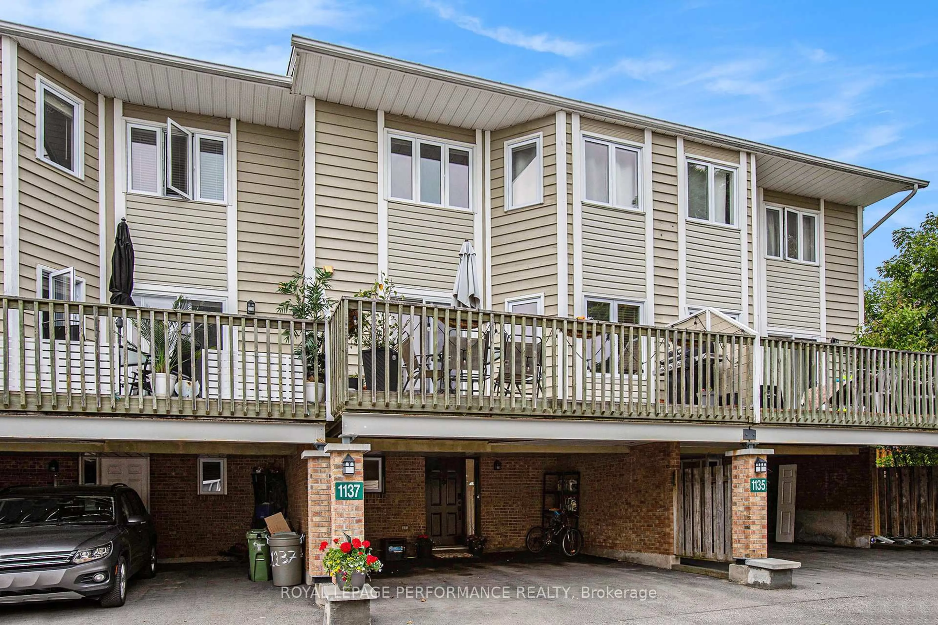 Unknown for 1137 Chimney Hill Way, Ottawa Ontario K1J 8Z7