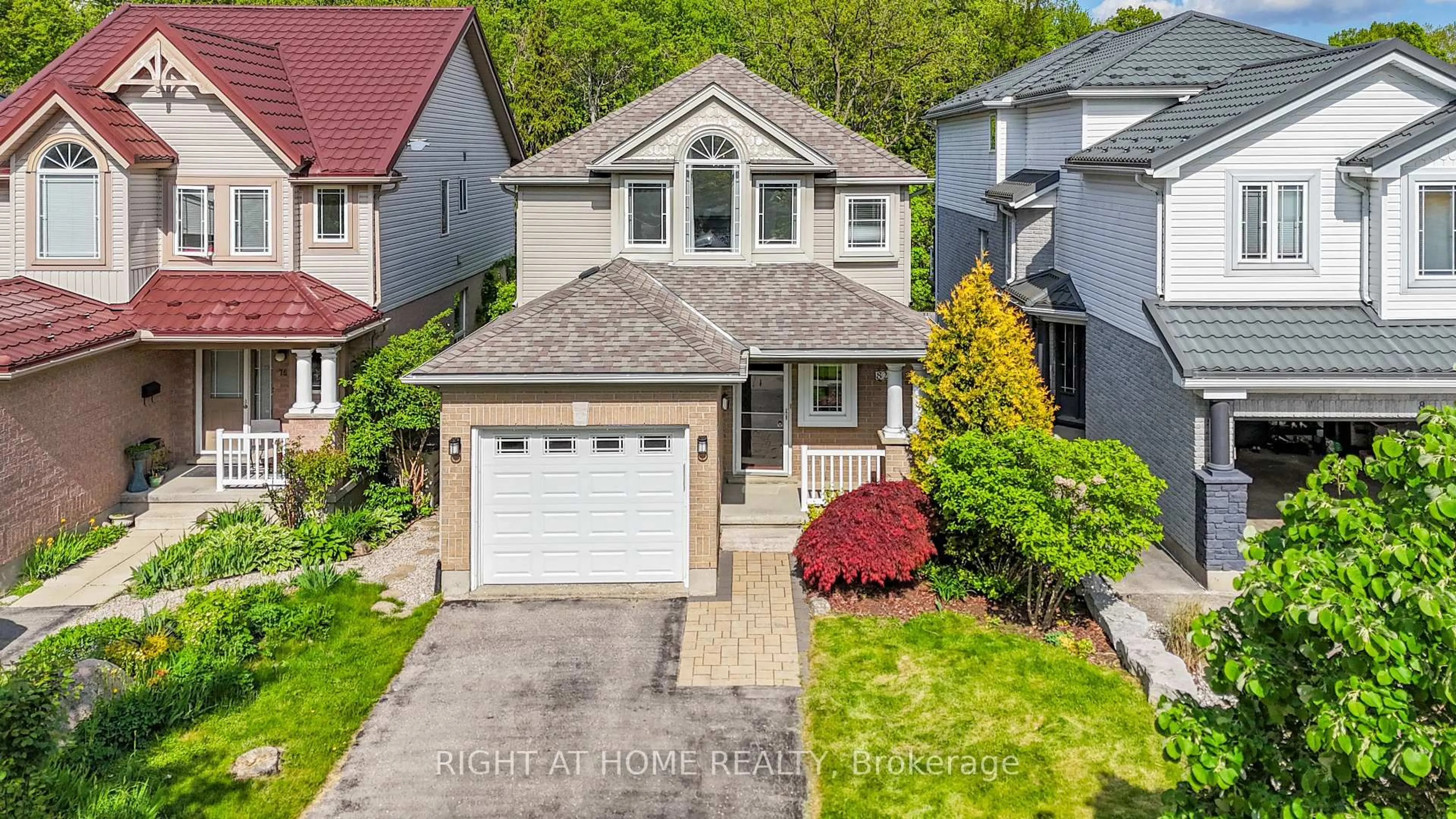 A pic from outside/outdoor area/front of a property/back of a property/a pic from drone, street for 82 Rossmore Crt, London South Ontario N6C 6B8