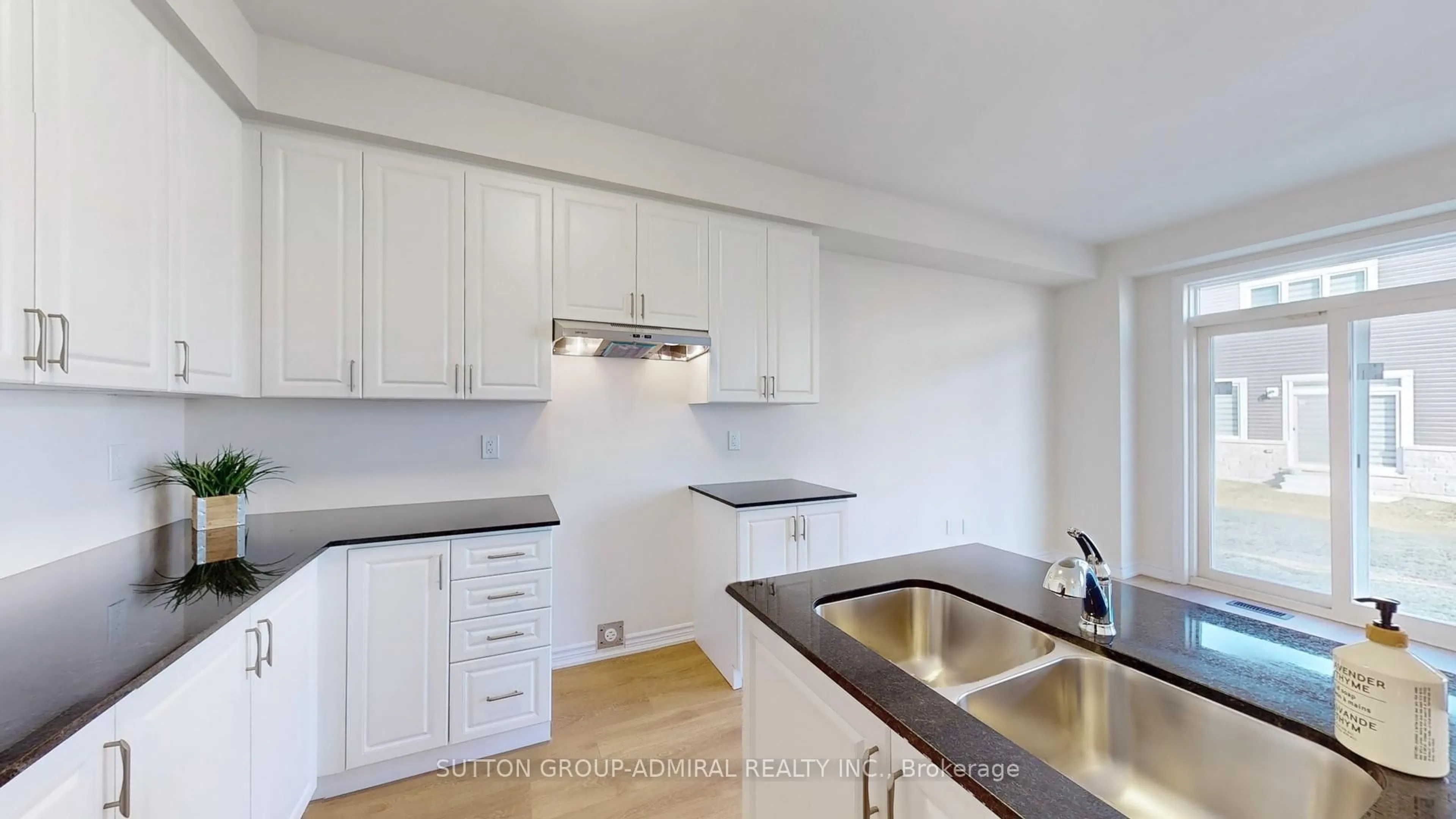 Standard kitchen, unknown for 78 Brown St, Erin Ontario N0B 1T0