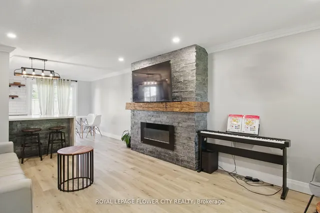 Additional image 30 of 151 Gateshead Cres Unit 129
