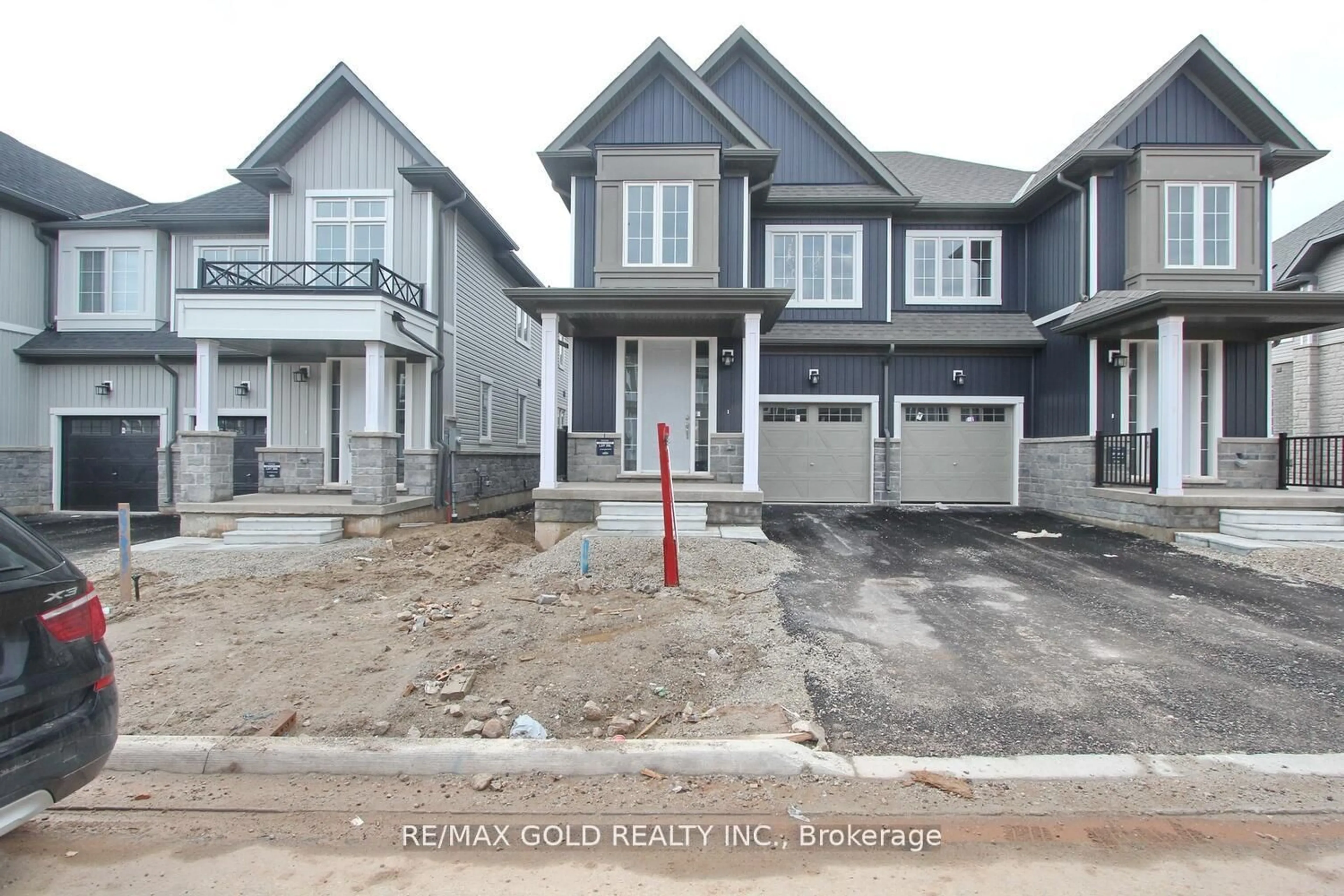 Unknown for 127 Molozzi St, Erin Ontario N0B 1T0