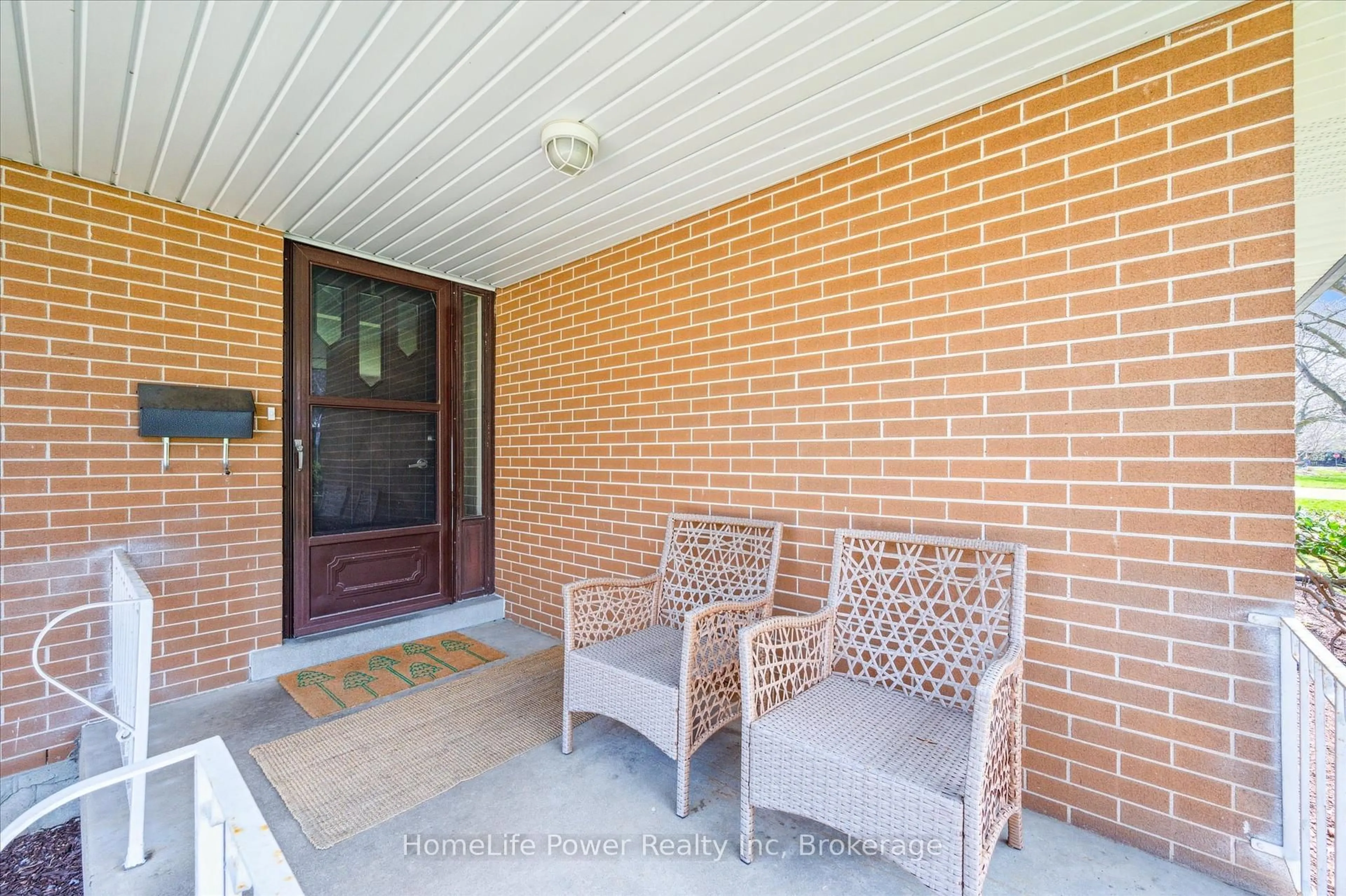 Unknown for 6 Evergreen Dr, Guelph Ontario N1G 2M6