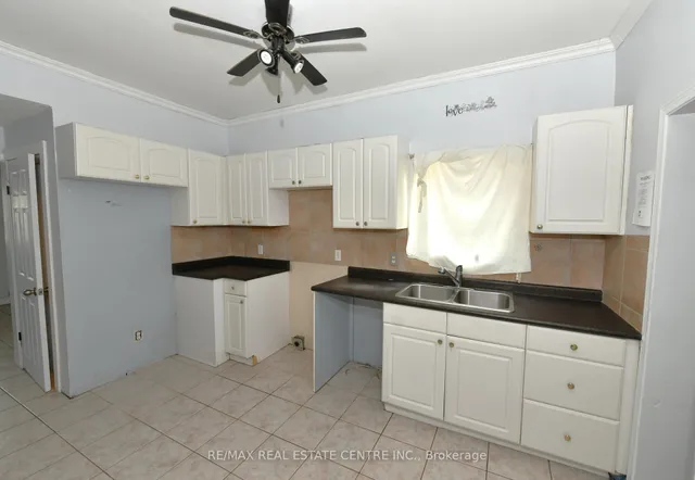 Additional image 9 of 106 Grosvenor Ave