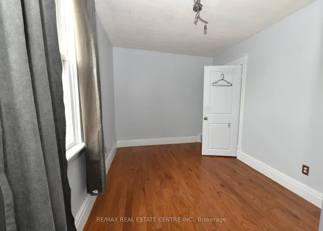 Additional image 4 of 106 Grosvenor Ave