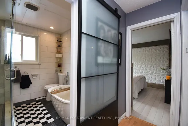 Additional property image - 448 ACADIA Dr