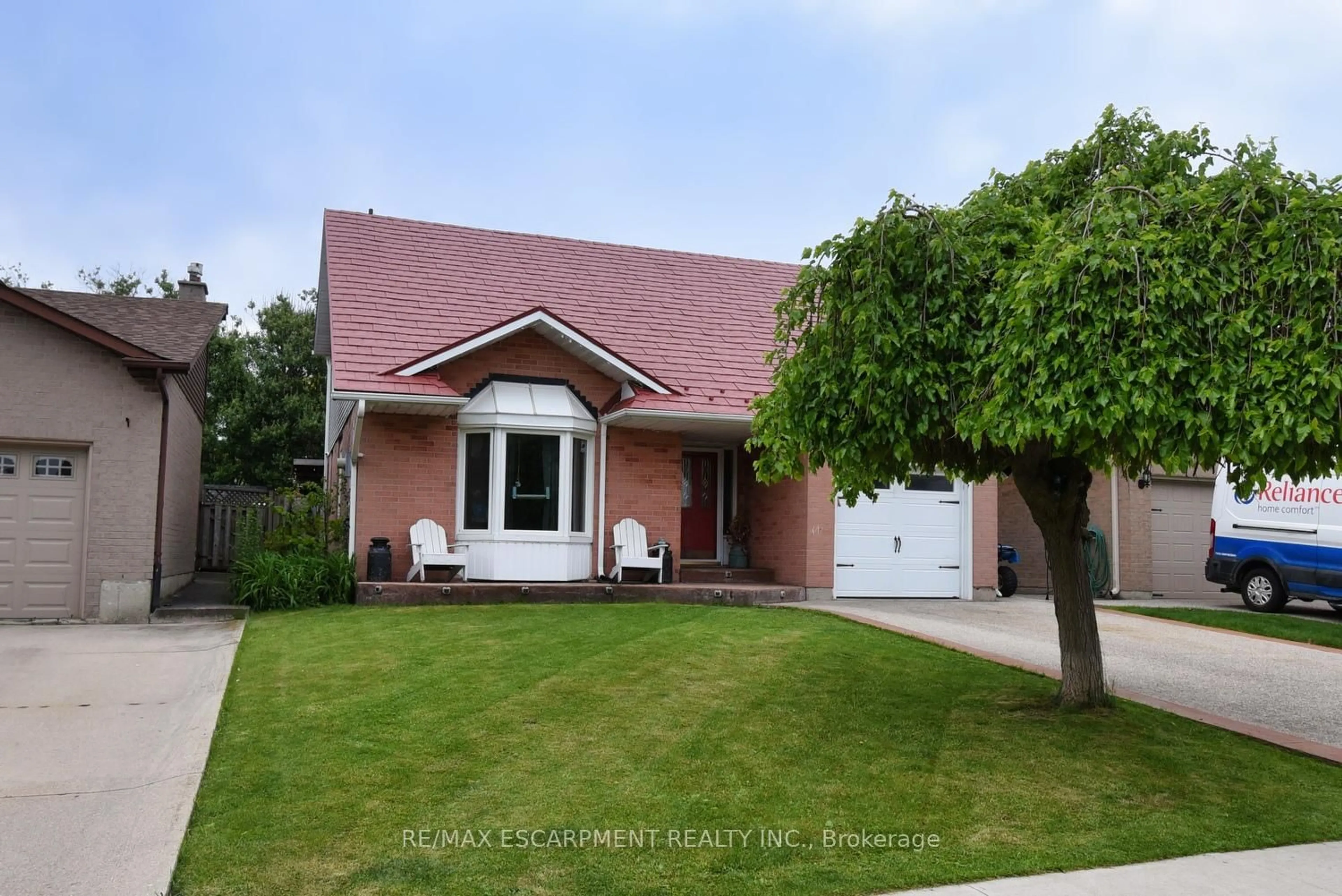 Home with brick exterior material, street for 448 ACADIA Dr, Hamilton Ontario L8W 3A4