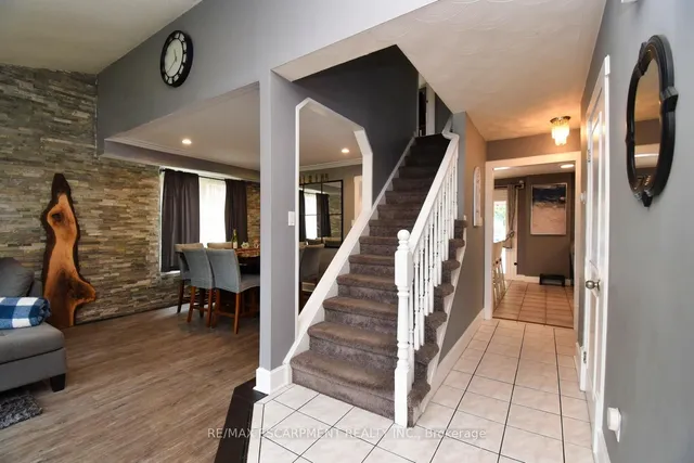 Additional property image - 448 ACADIA Dr