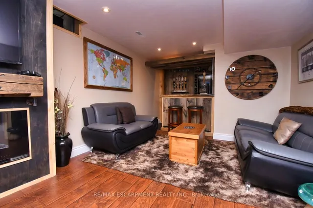 Additional property image - 448 ACADIA Dr