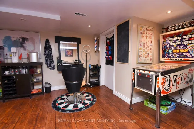 Additional property image - 448 ACADIA Dr