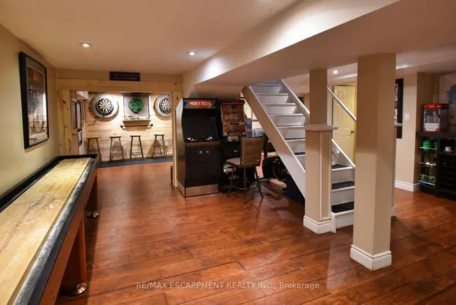 Additional property image - 448 ACADIA Dr