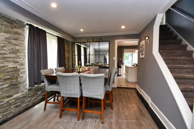 Additional property image - 448 ACADIA Dr