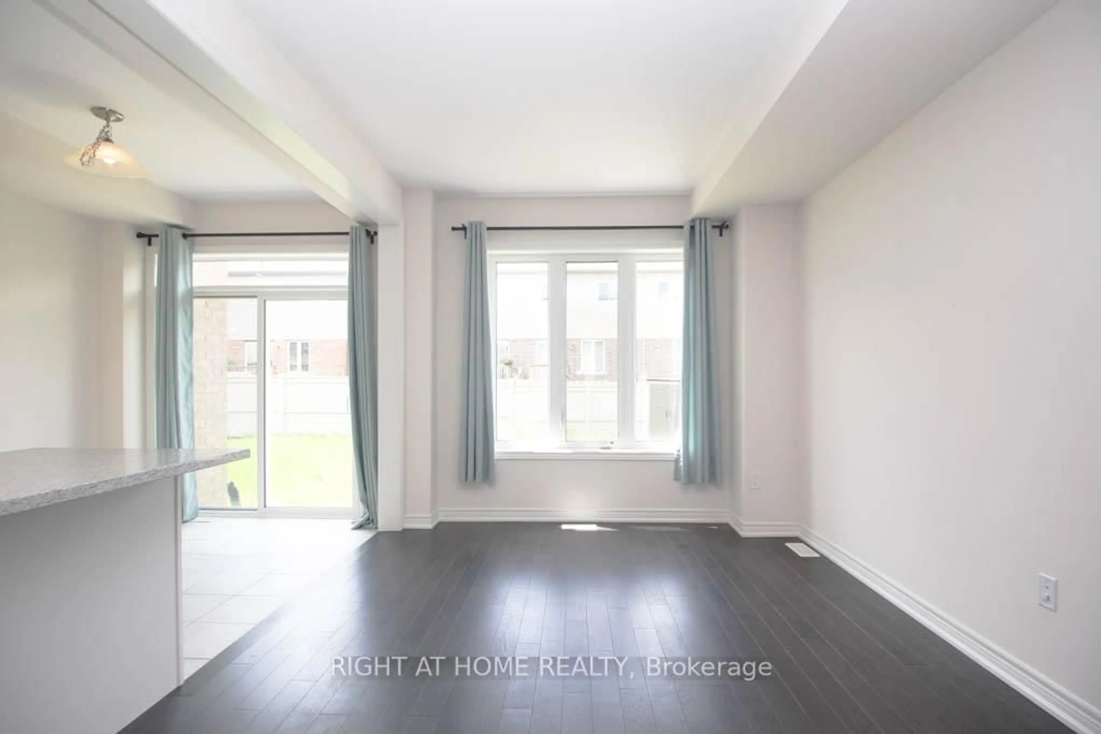 A pic of a room for 349 Raymond Rd, Hamilton Ontario L9K 0J8