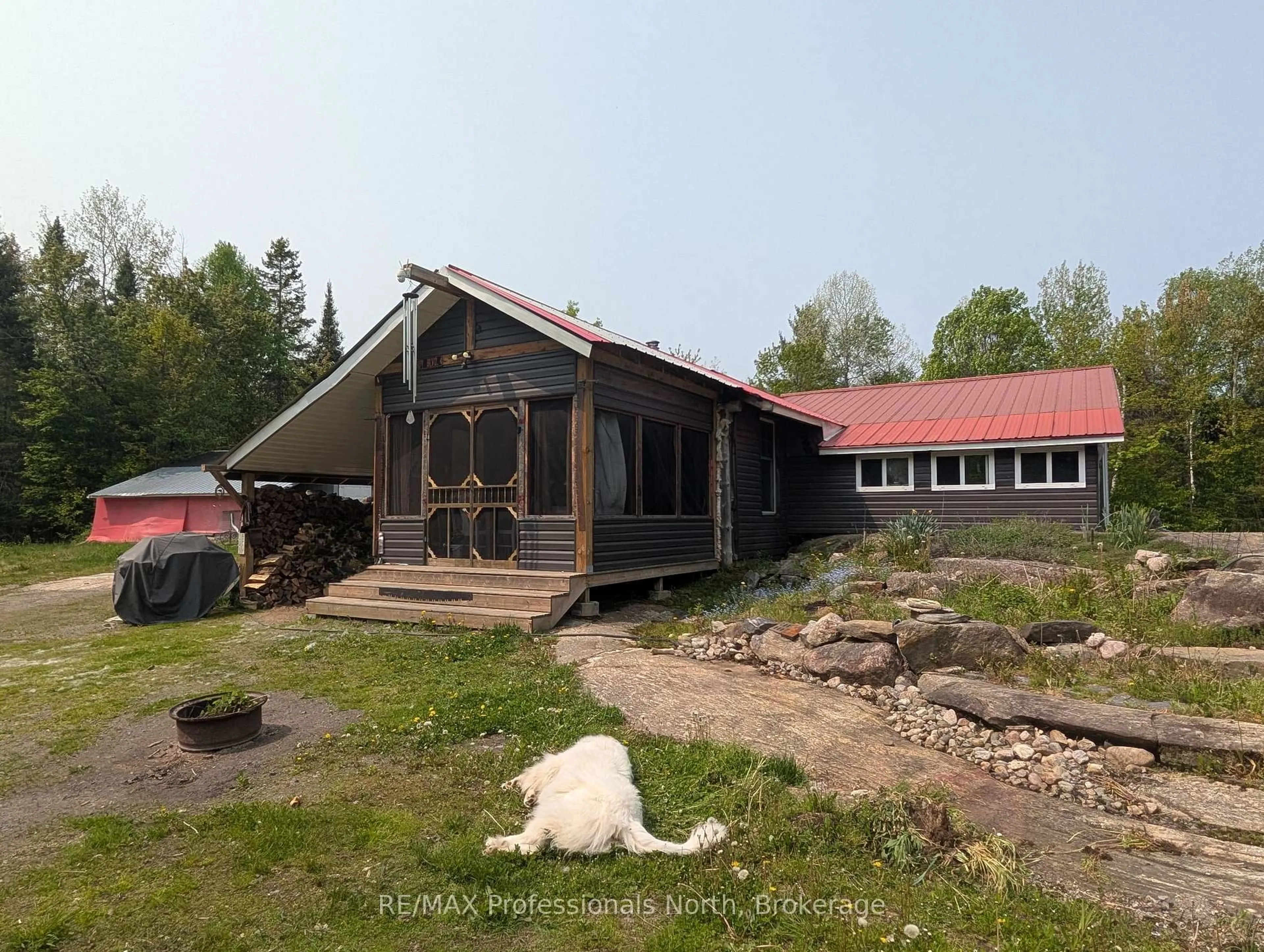 A pic from outside/outdoor area/front of a property/back of a property/a pic from drone, building for 1408 Pearceley Rd, Parry Sound Remote Area Ontario P0A 1Z0