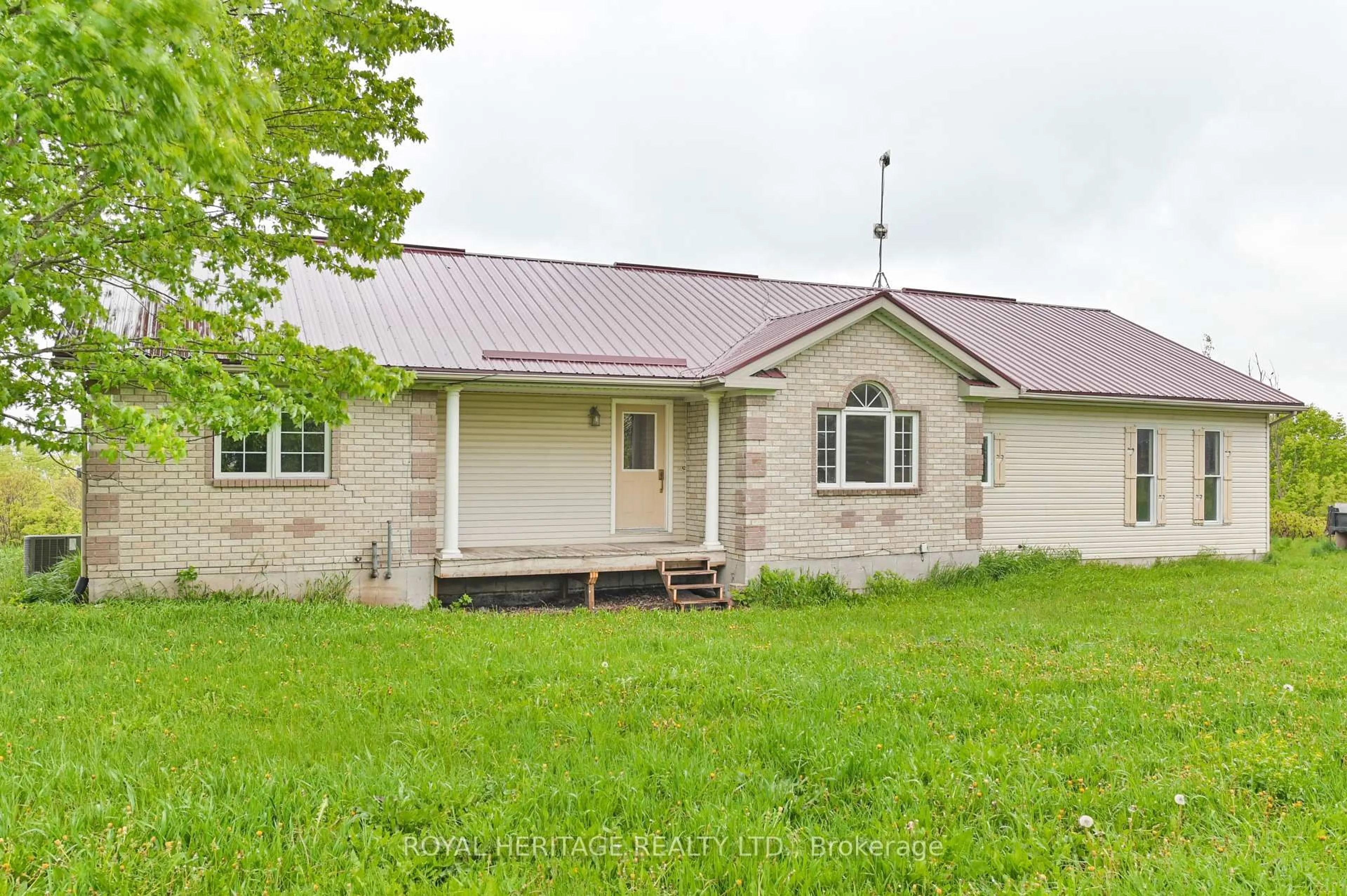 A pic from outside/outdoor area/front of a property/back of a property/a pic from drone, building for 741 Moira Rd, Stirling Ontario K0K 3E0