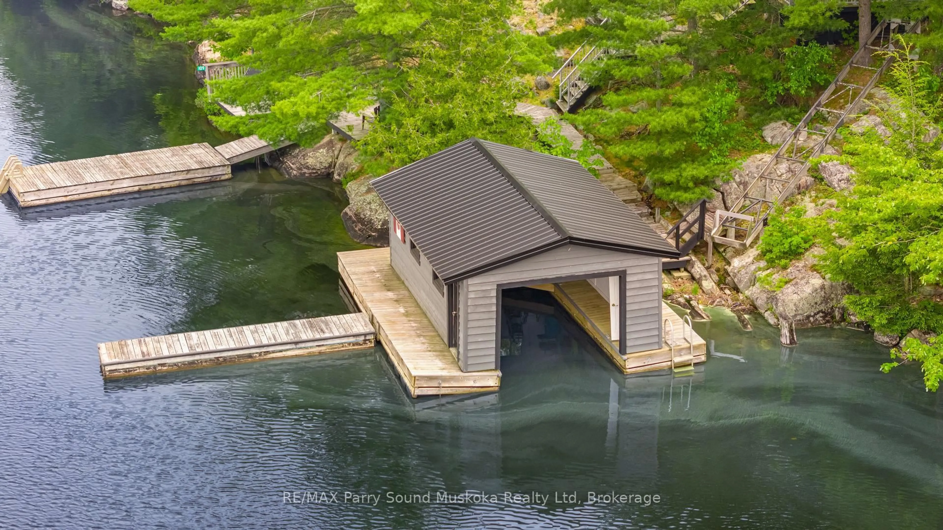 Unknown for 109 Healey Lake, The Archipelago Ontario P0G 1G0