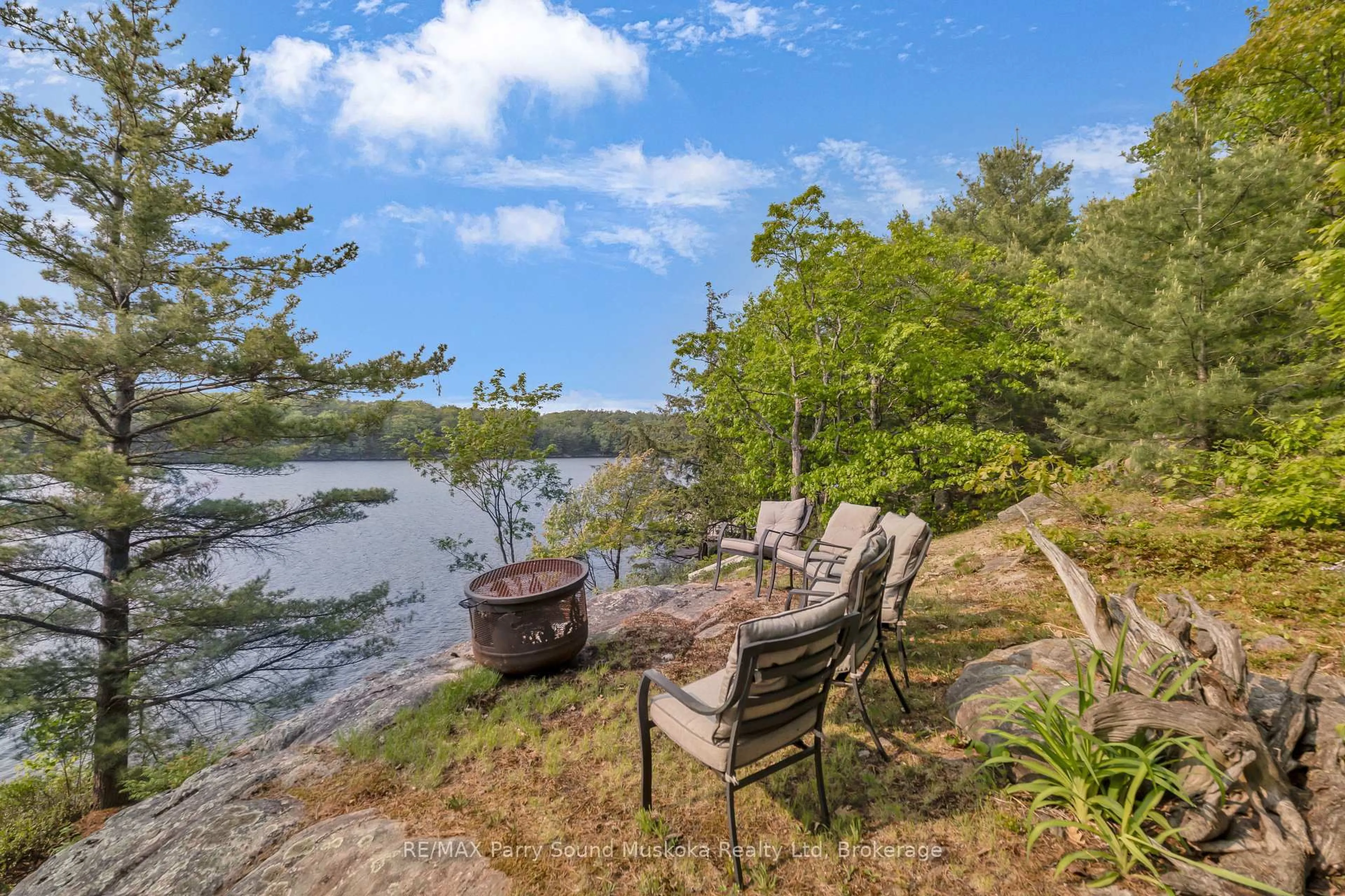 Patio, water/lake/river/ocean view for 109 Healey Lake, The Archipelago Ontario P0G 1G0