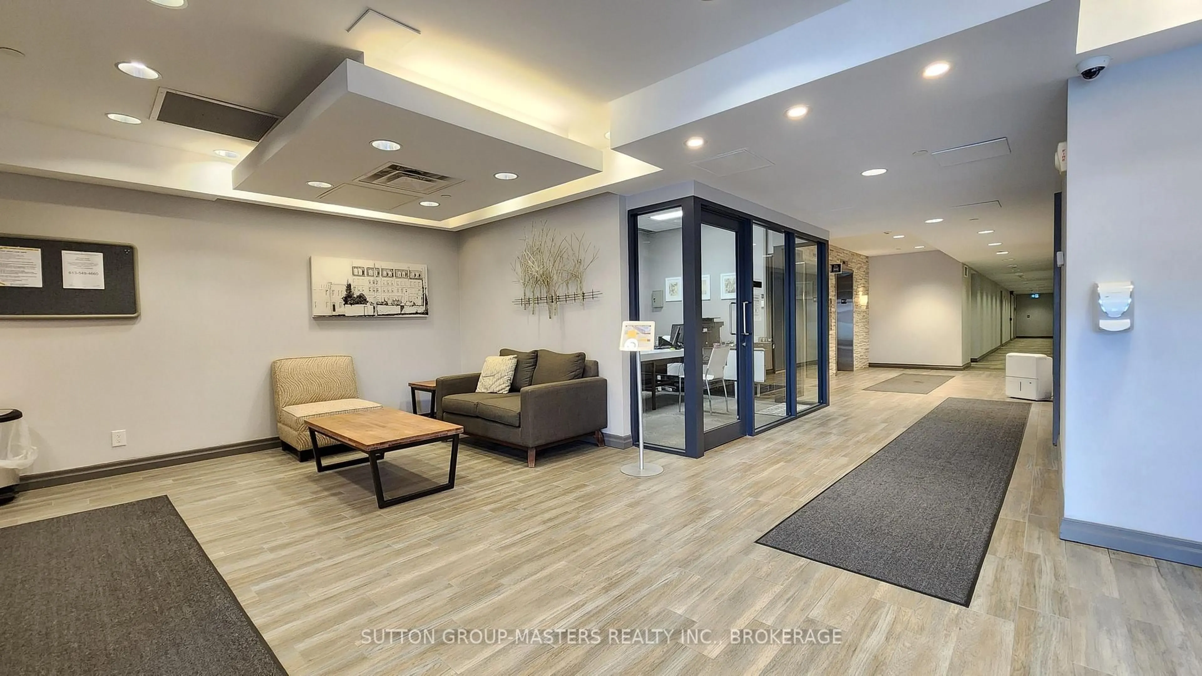 Lobby for 121 Queen St #403, Kingston Ontario K7K 0G6