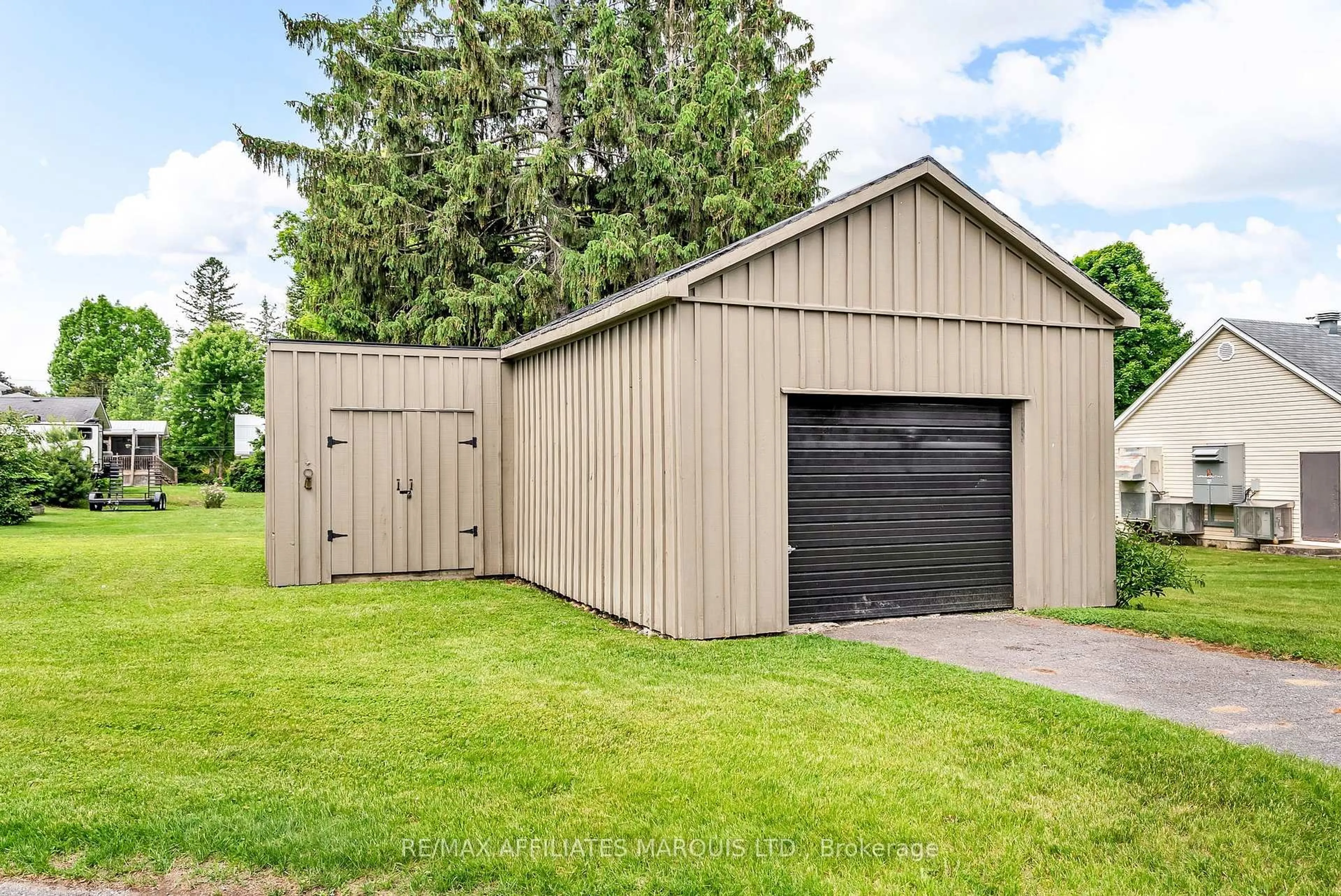 Shed for 21 Peter St, North Glengarry Ontario K0C 1T0