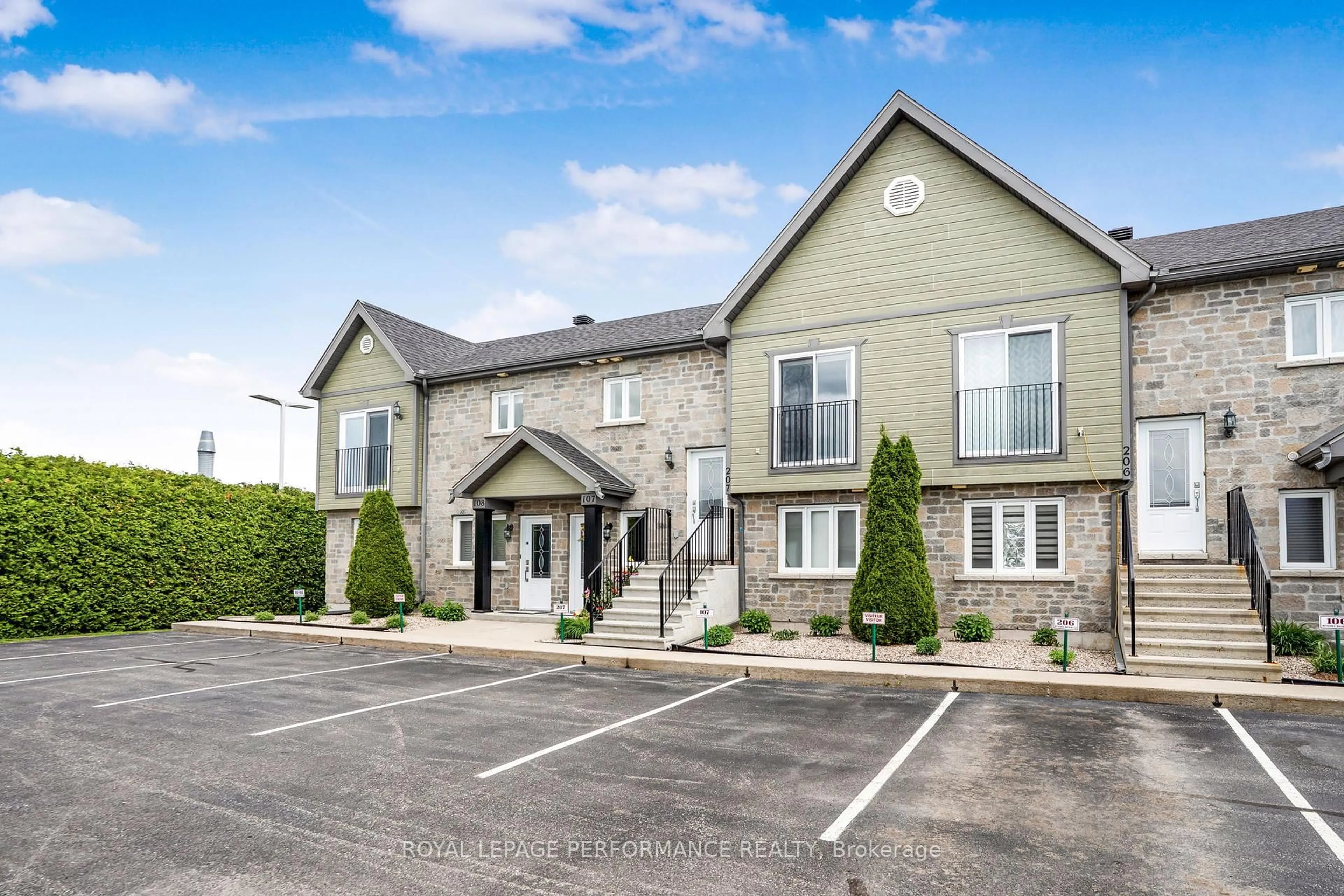 Unknown for 665 Nelson St #207, Hawkesbury Ontario K6A 0A3