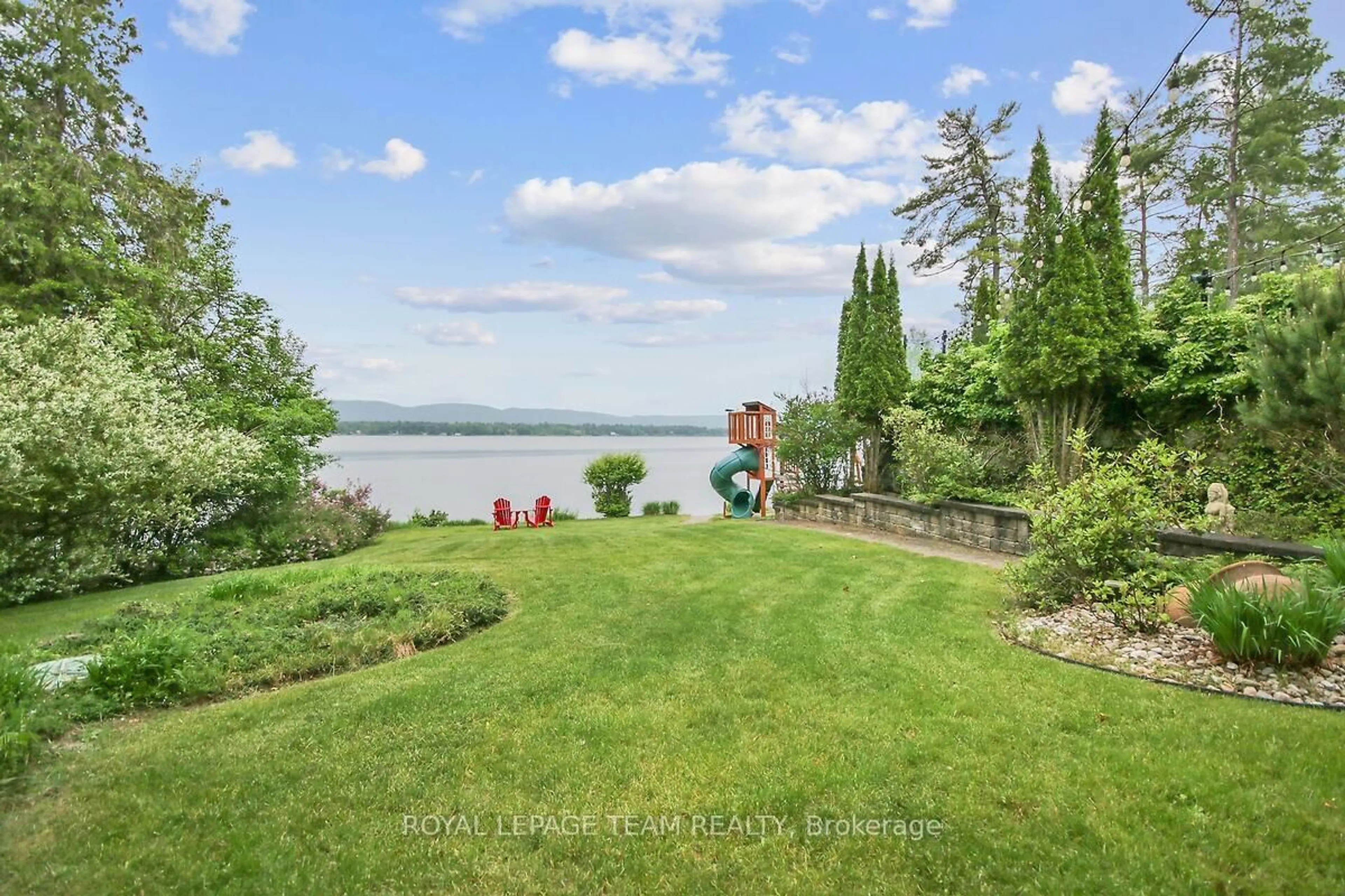 A pic from outside/outdoor area/front of a property/back of a property/a pic from drone, water/lake/river/ocean view for 3886 Armitage Ave, Ottawa Ontario K0A 1T0