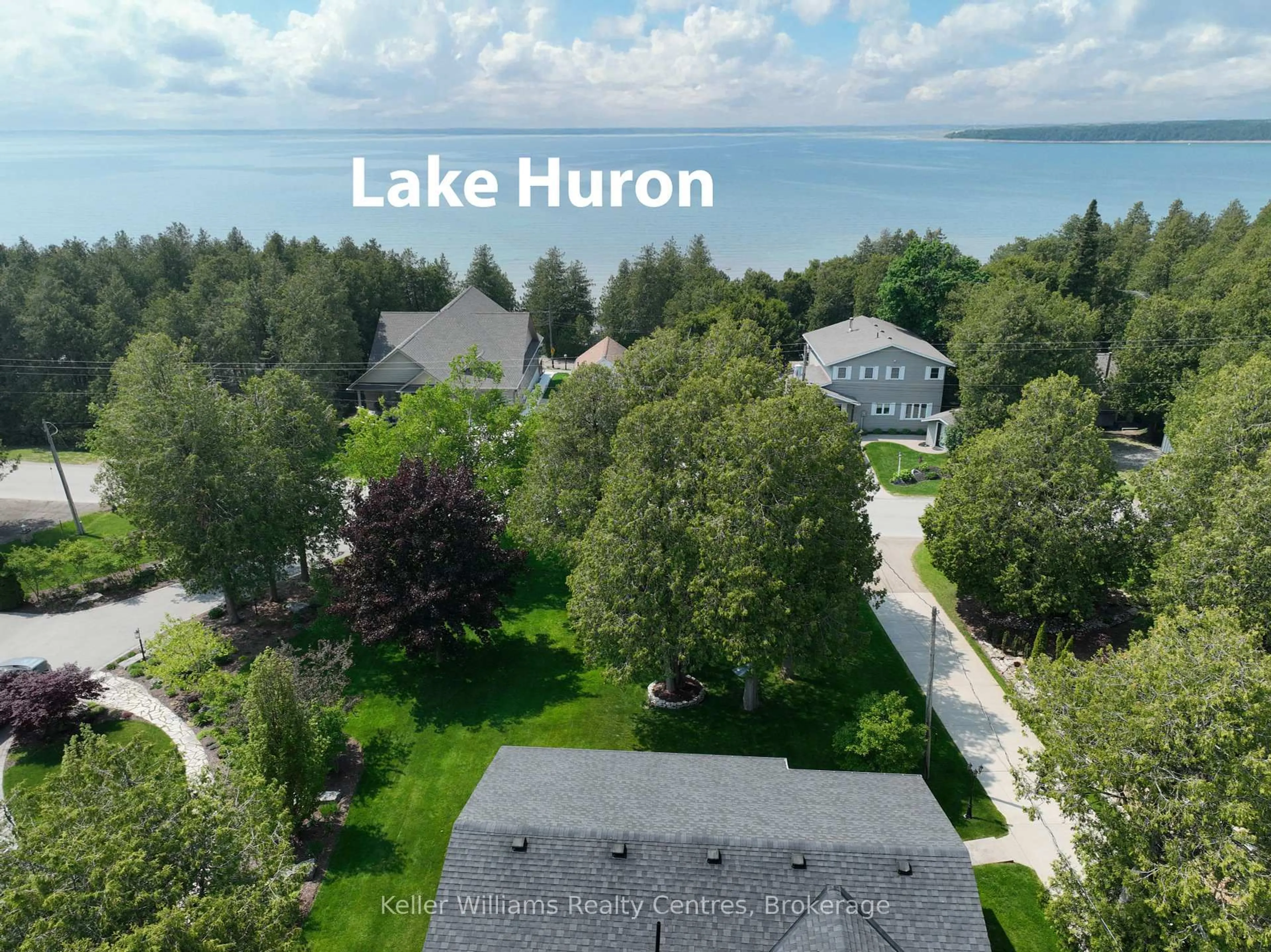 A pic from outside/outdoor area/front of a property/back of a property/a pic from drone, water/lake/river/ocean view for 57 Victoria St, Kincardine Ontario N0G 2T0