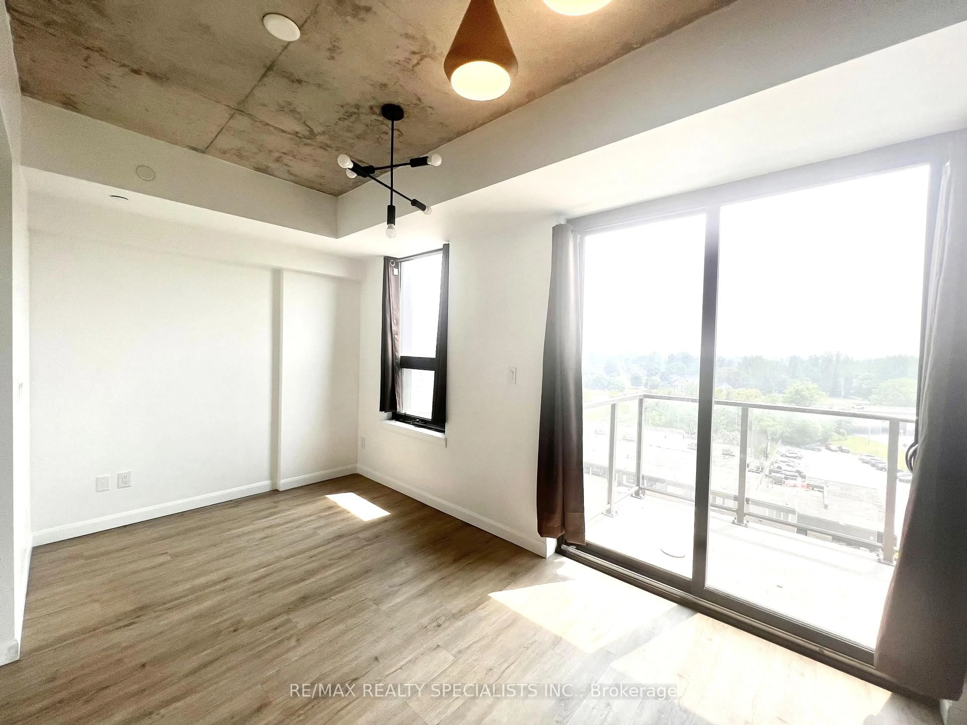 A pic of a room for 7 ERIE Ave #809, Brantford Ontario N3S 2E7