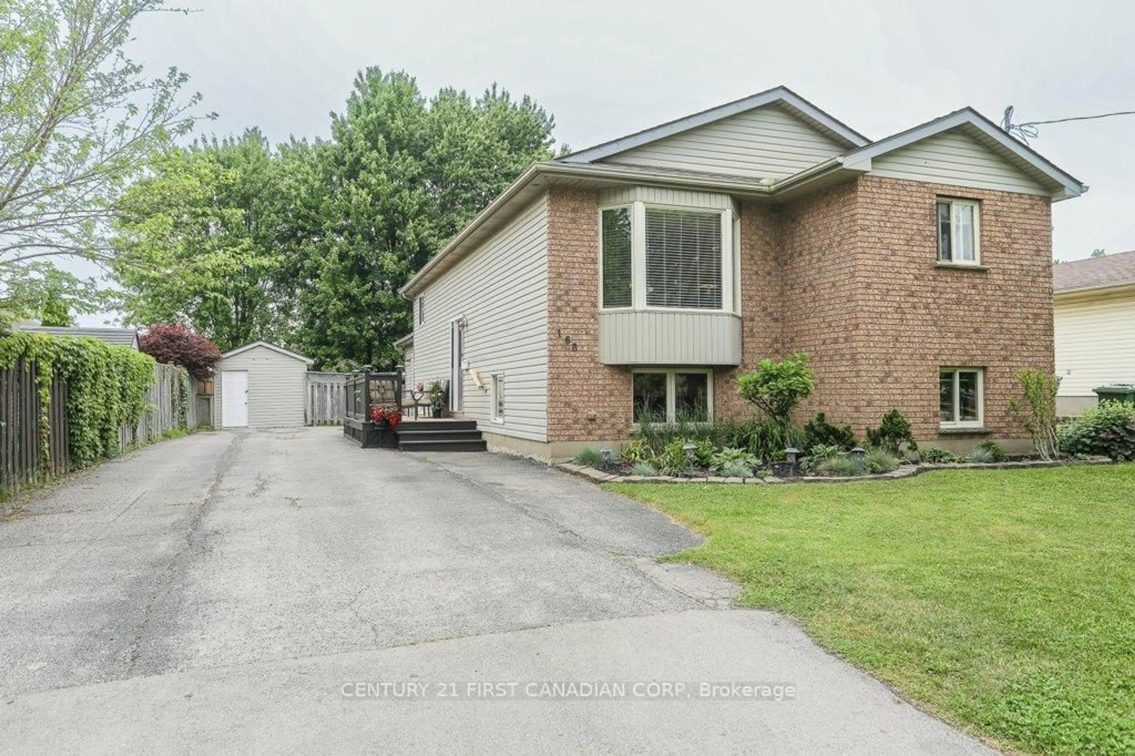Unknown for 168 Forest Ave, St. Thomas Ontario N5R 2K2