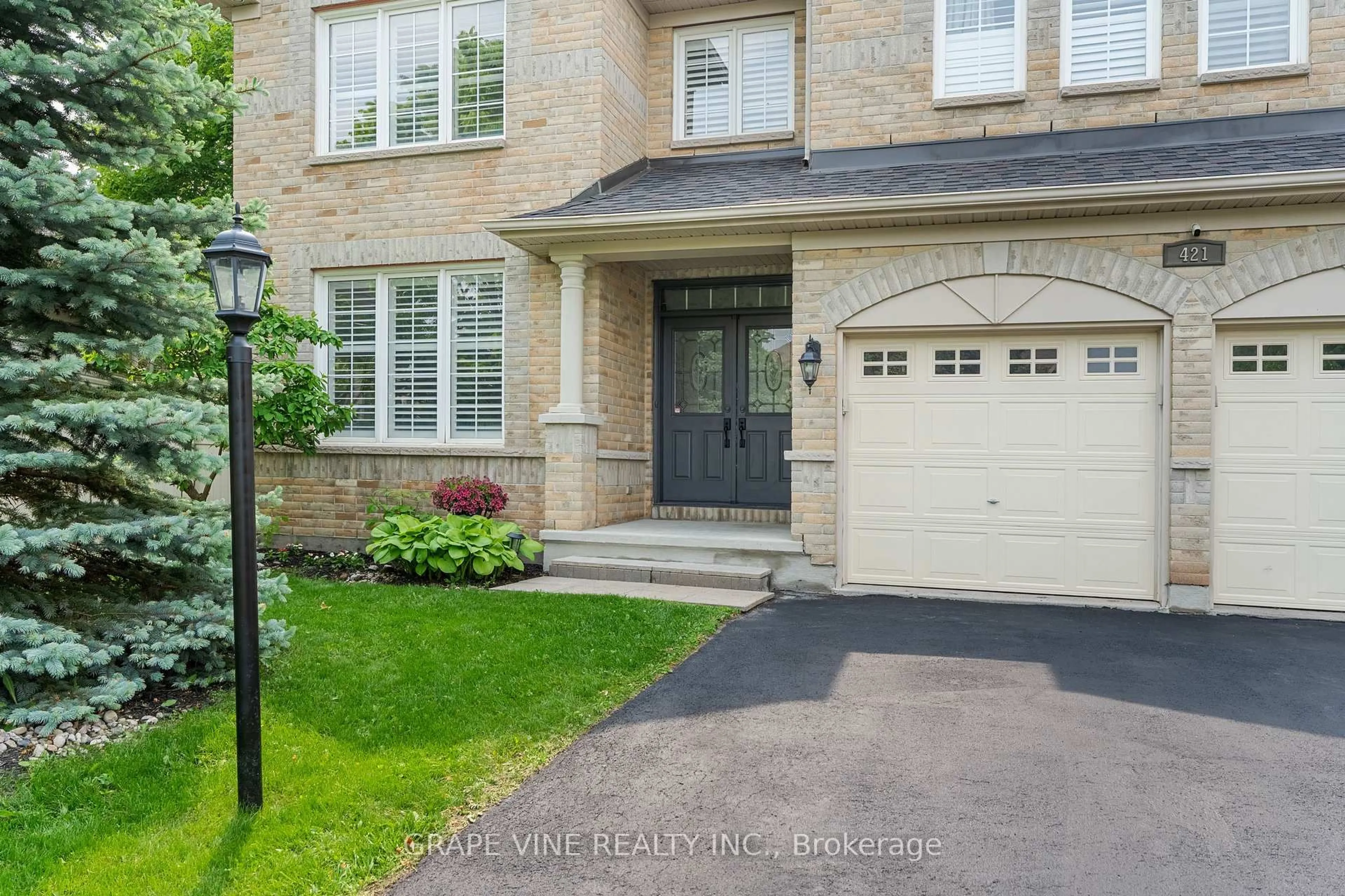 Home with brick exterior material, street for 421 Keith Cres, Orleans Ontario K1W 0A2