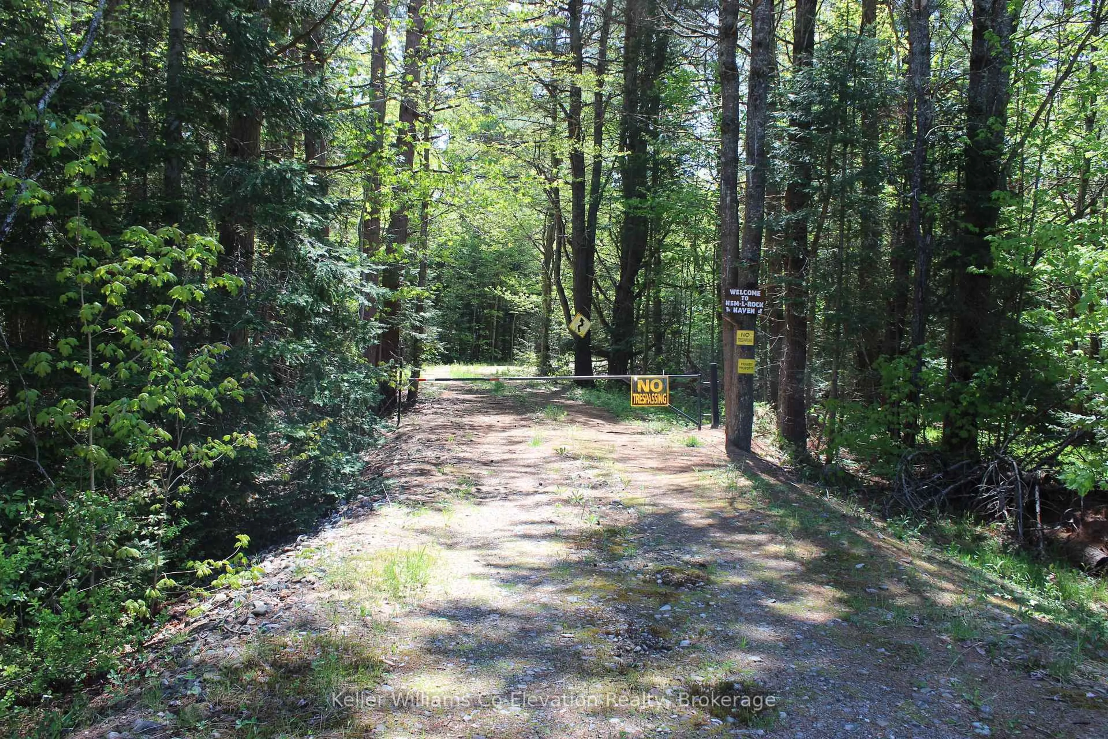 Unknown for 4313 Highway 518, McMurrich/Monteith Ontario P0A 1C0