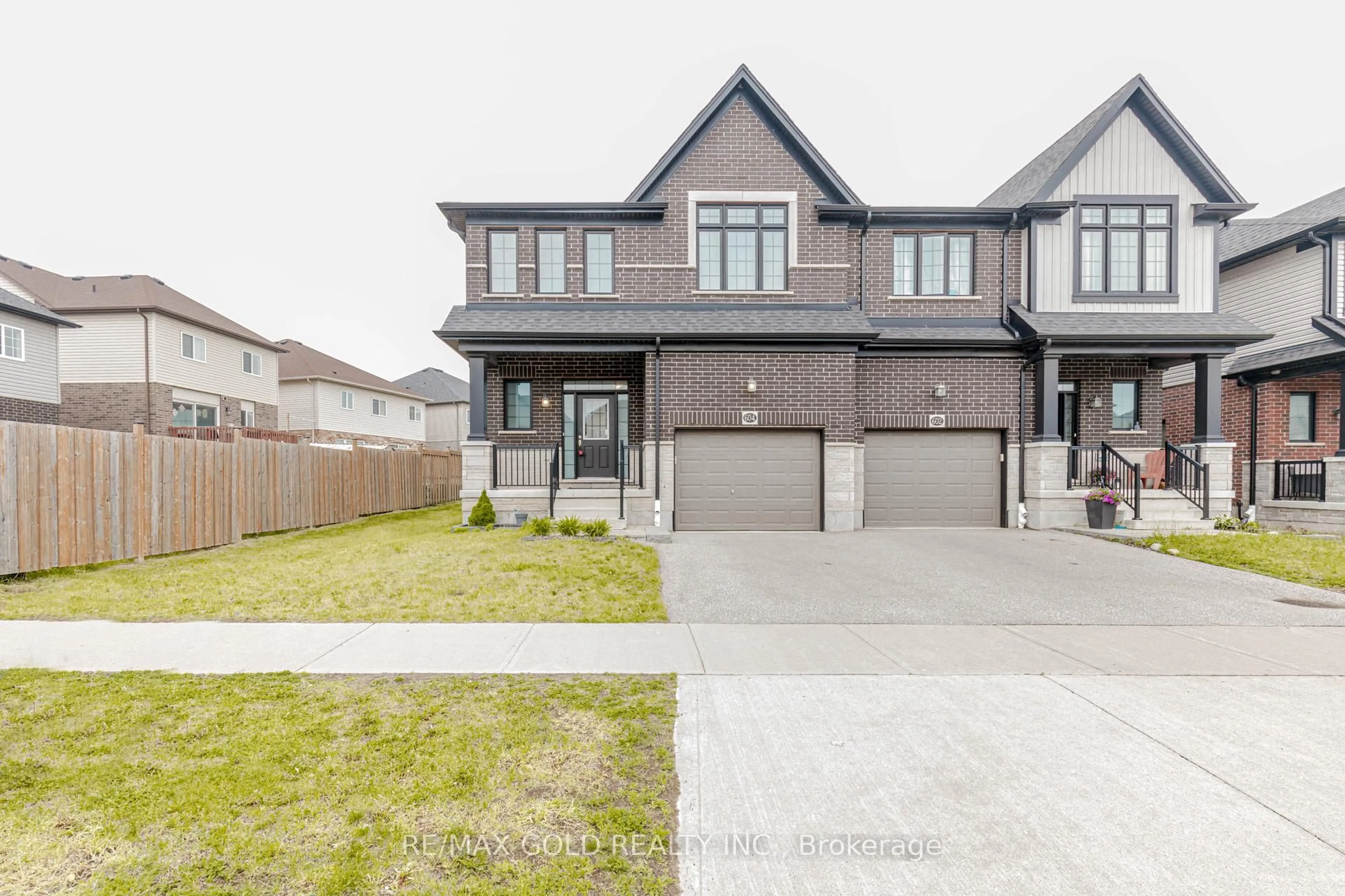 Home with brick exterior material, street for 604 Blair Creek Dr, Kitchener Ontario N2P 0E7