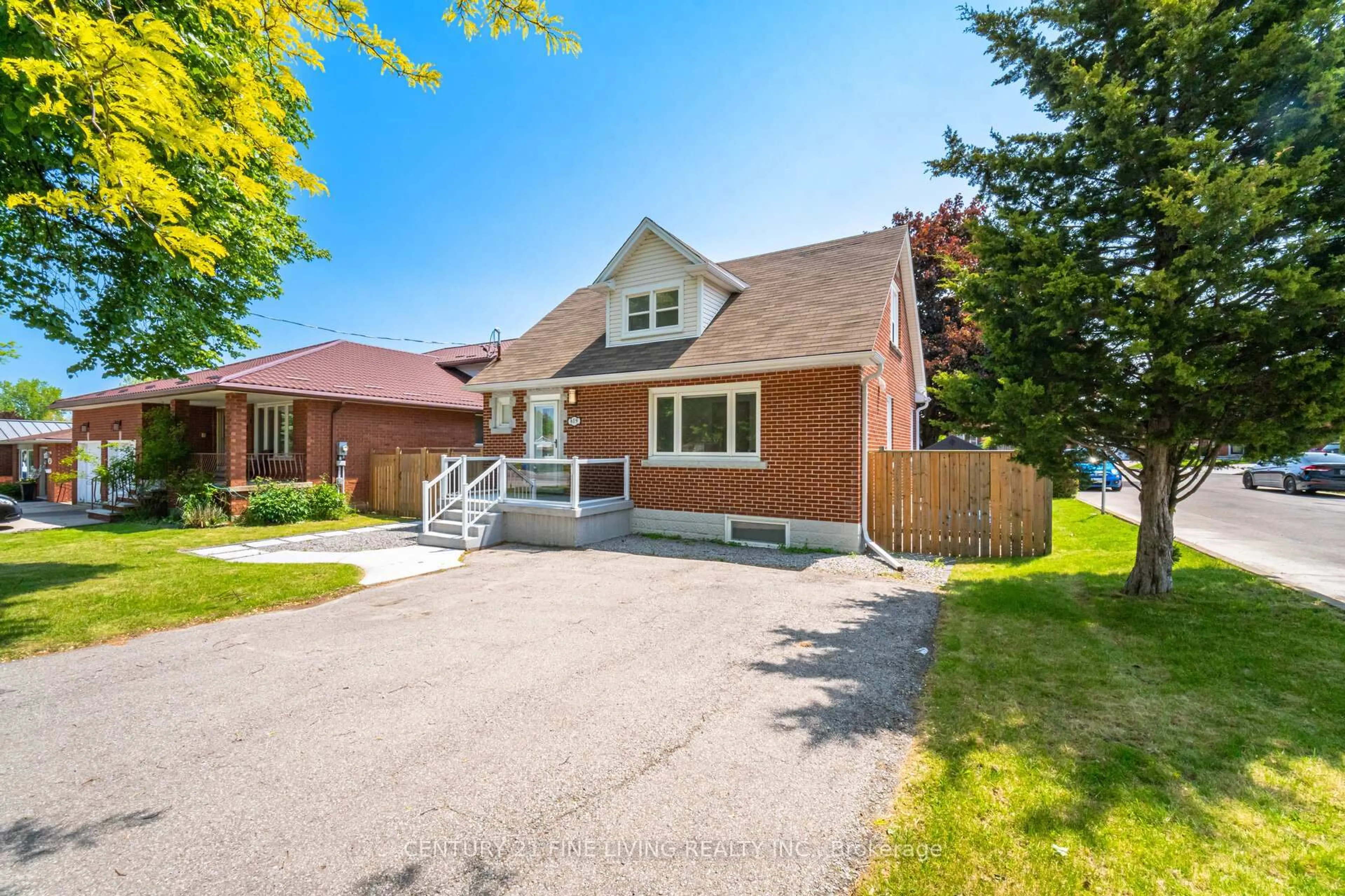 Home with brick exterior material, street for 619 Upper Paradise Rd, Hamilton Ontario L9C 5P5