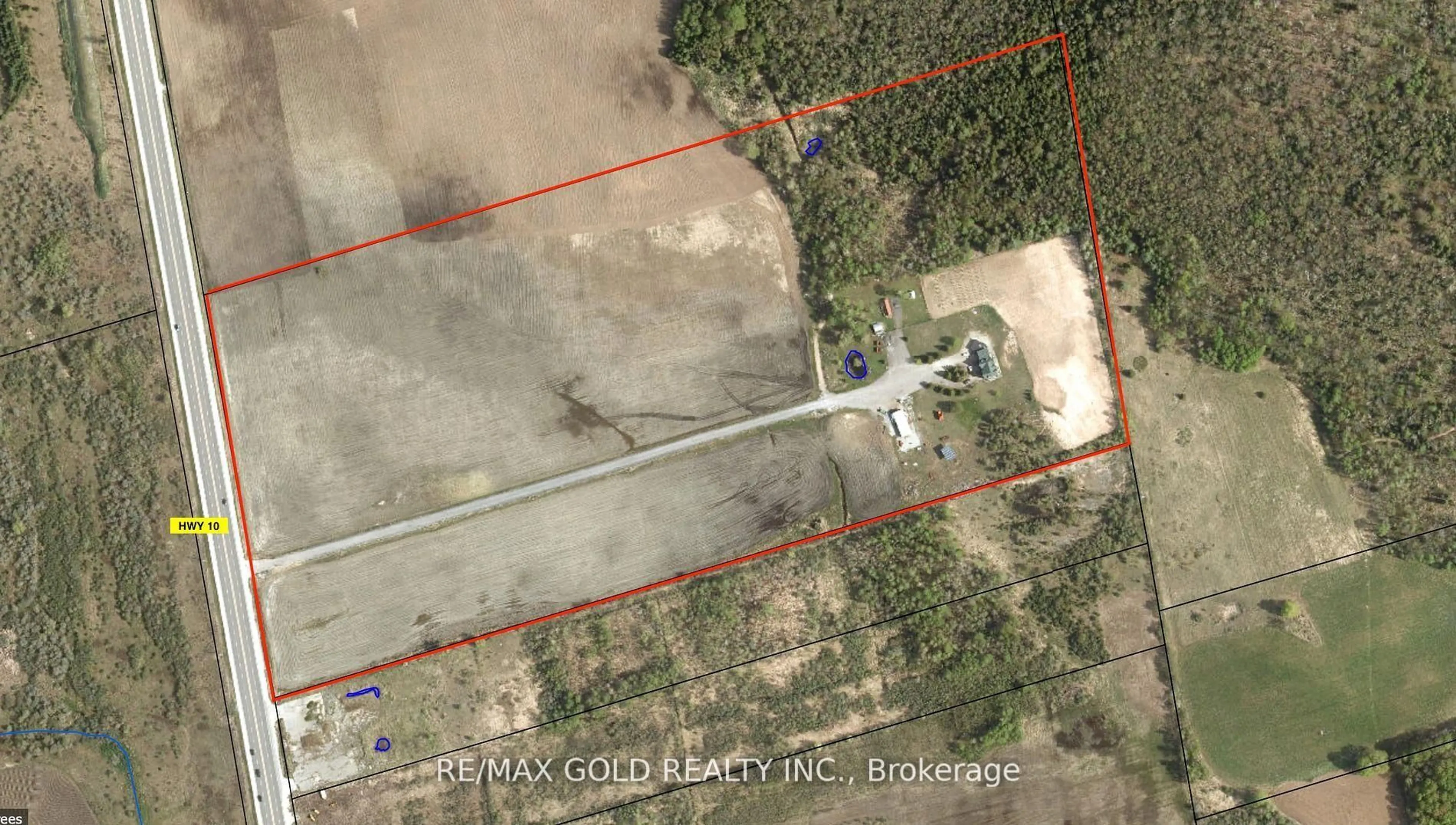 A pic from outside/outdoor area/front of a property/back of a property/a pic from drone, building for 634159 HIGHWAY 10, Mono Ontario L9W 5P4