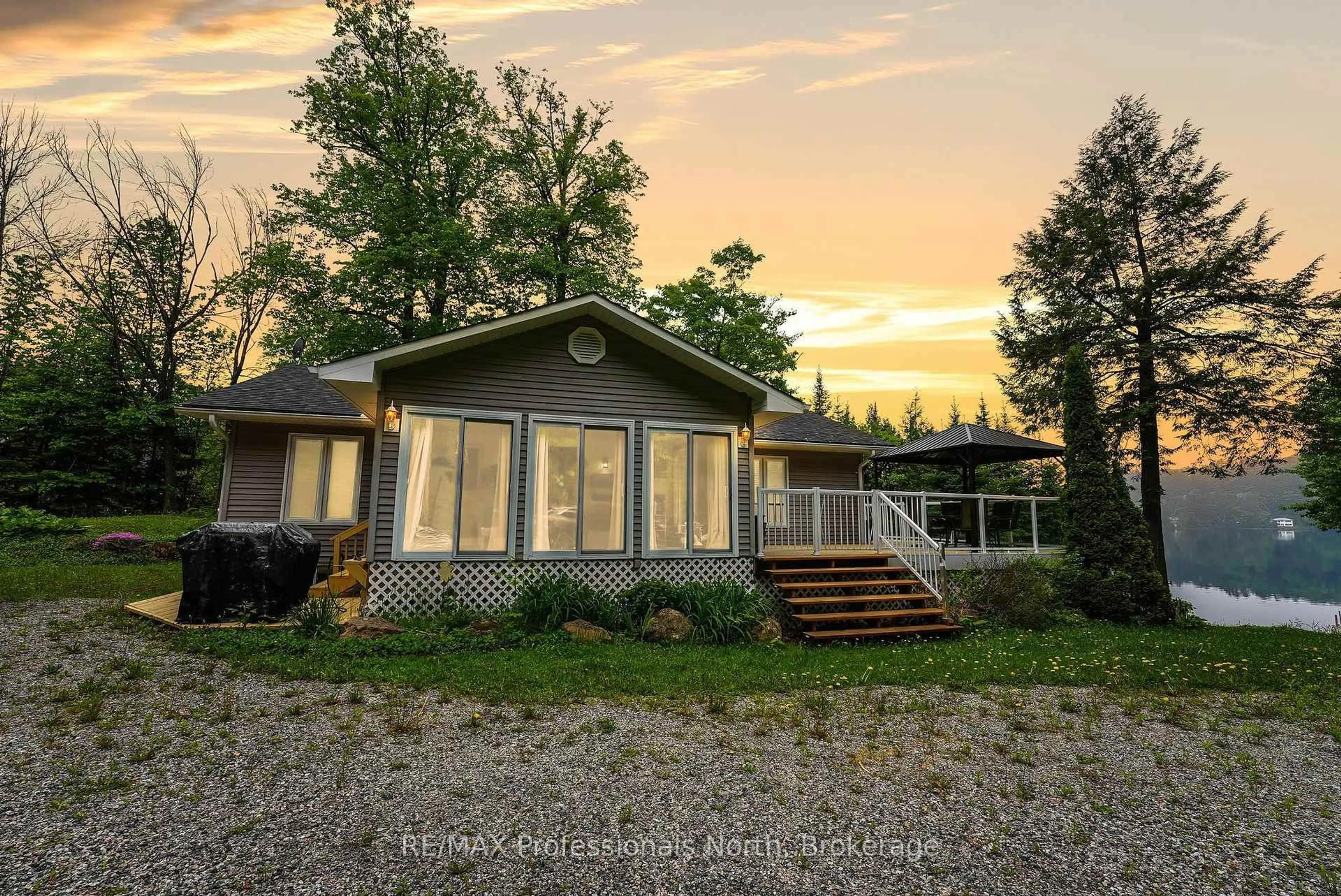 Unknown for 1093 Comak Cres, Algonquin Highlands Ontario K0M 1S0