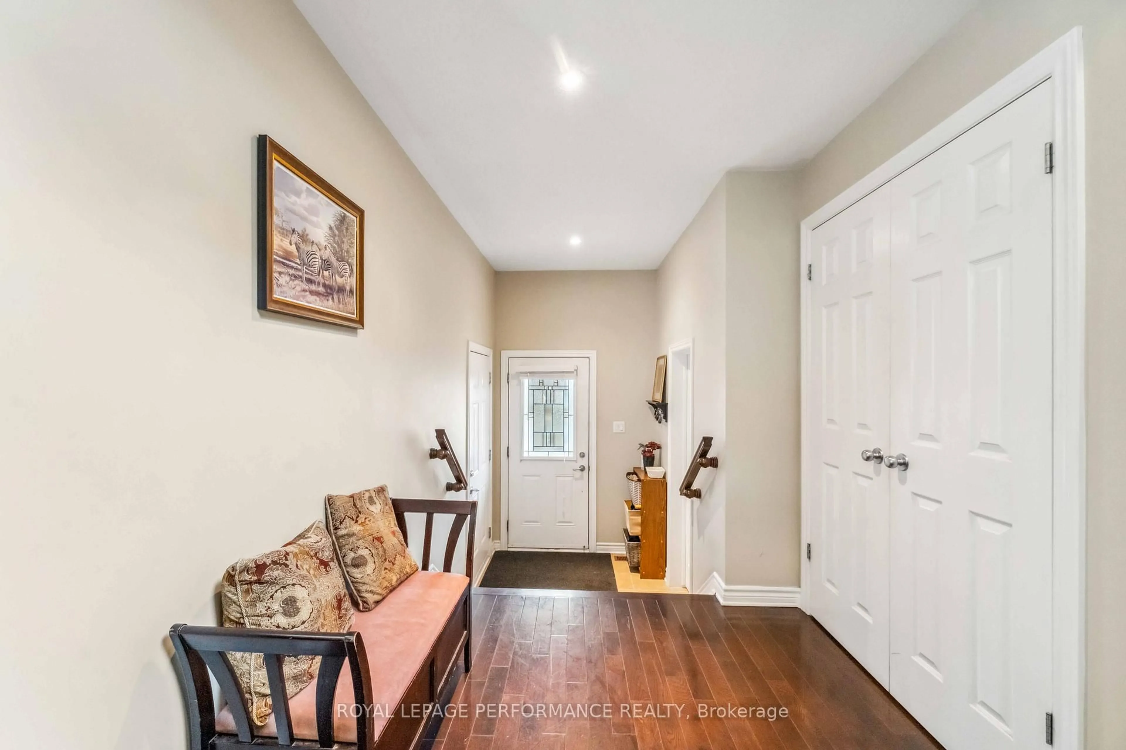 Indoor entryway for 334 Harvest Valley Ave, Ottawa Ontario K4A 0J6