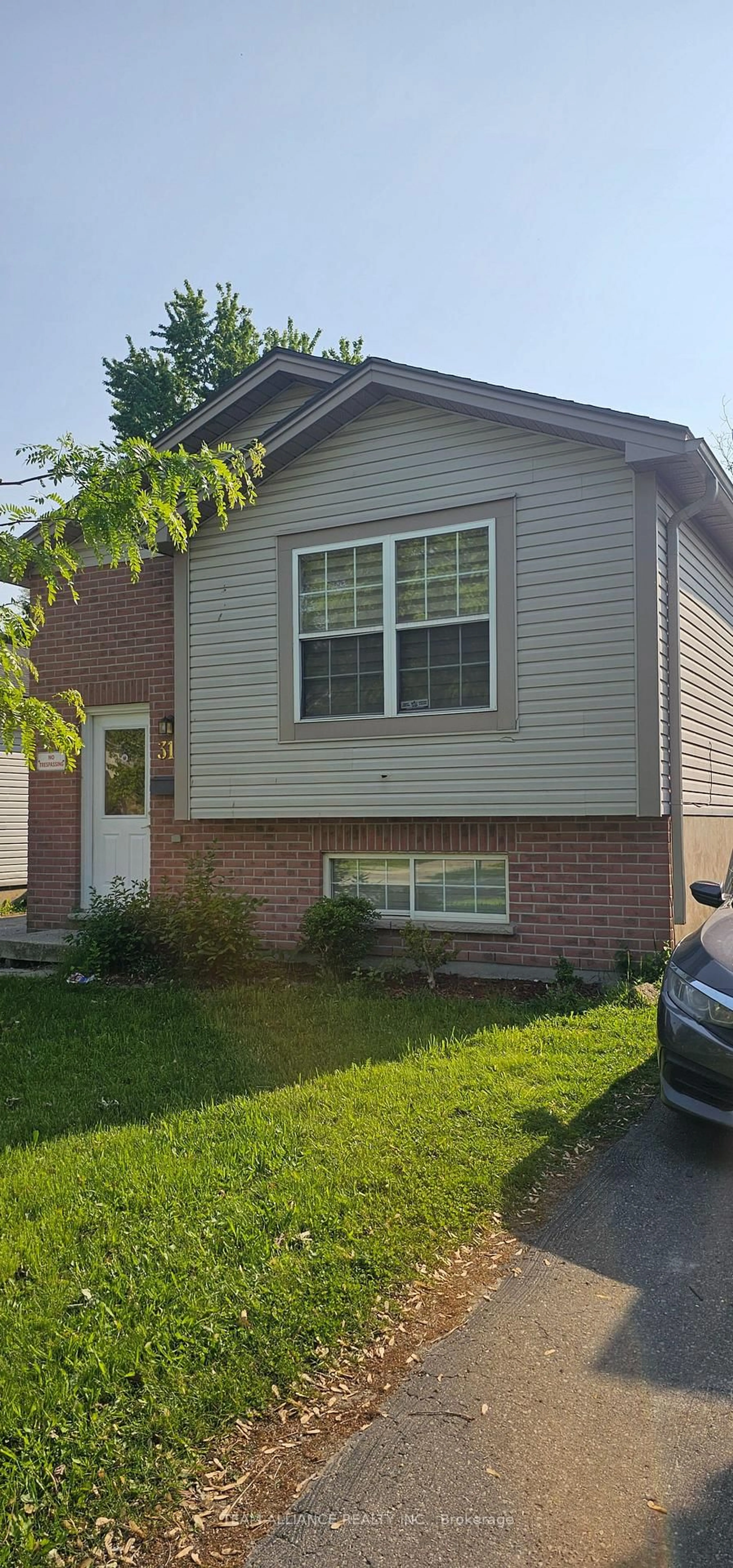 Home with vinyl exterior material, street for 310 Fleming Dr, London East Ontario N5V 4Y7