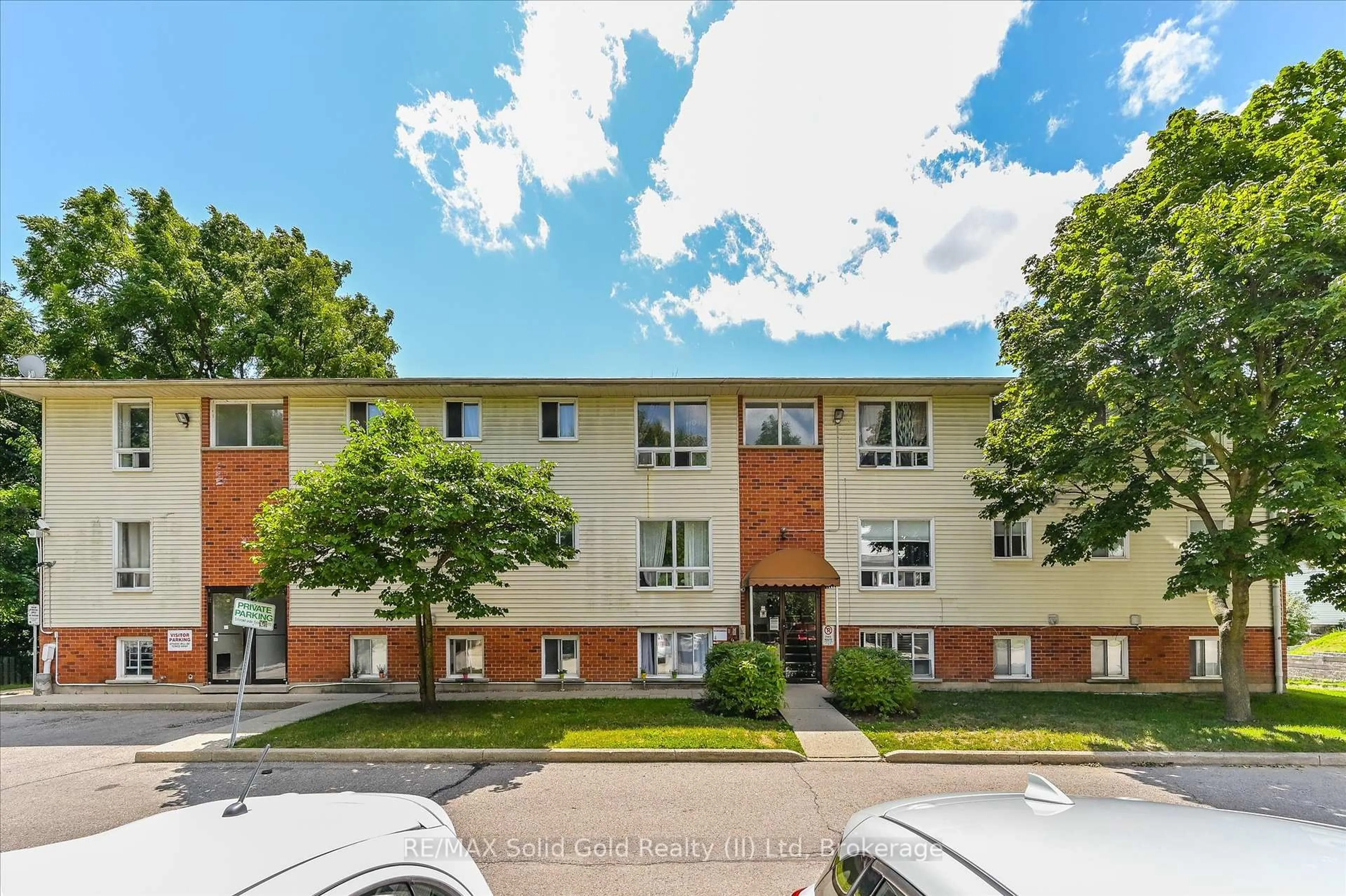 Unknown for 119 Cedar St #12, Kitchener Ontario N2G 3L6