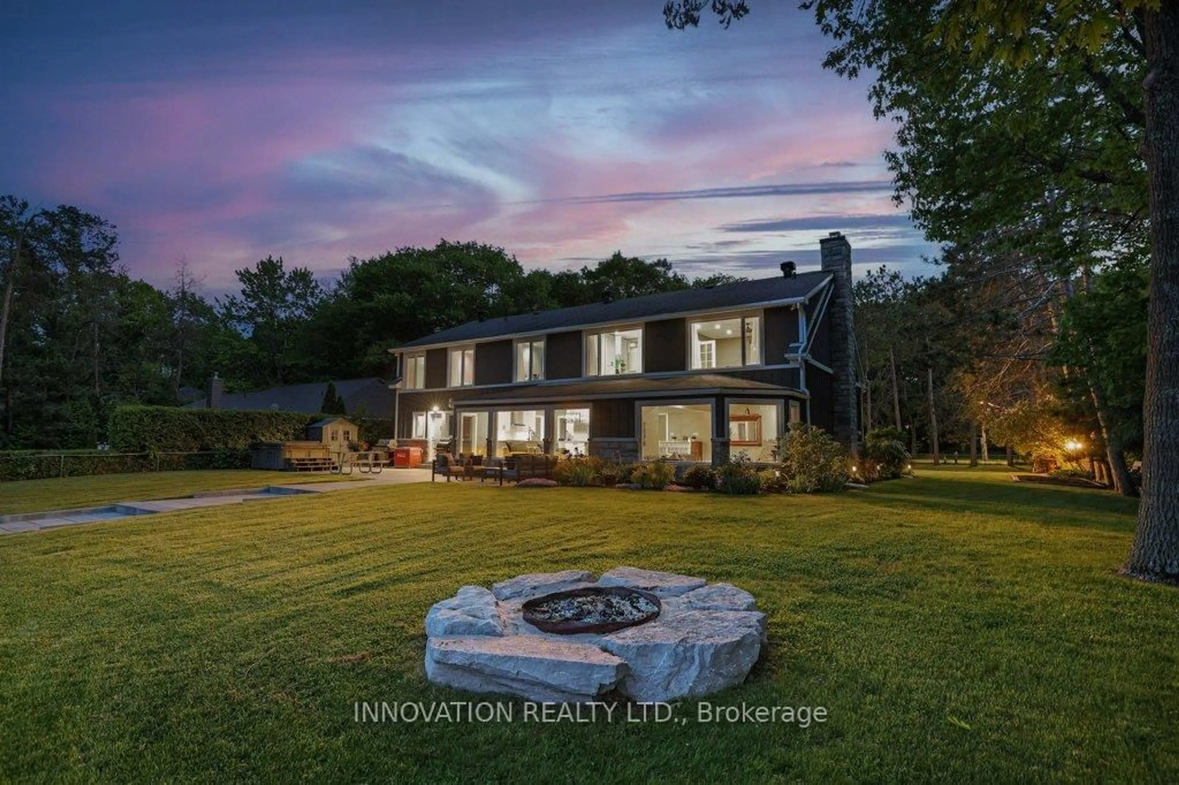 A pic from outside/outdoor area/front of a property/back of a property/a pic from drone, mountain view for 164 Bayview Dr, Ottawa Ontario K0A 3M0