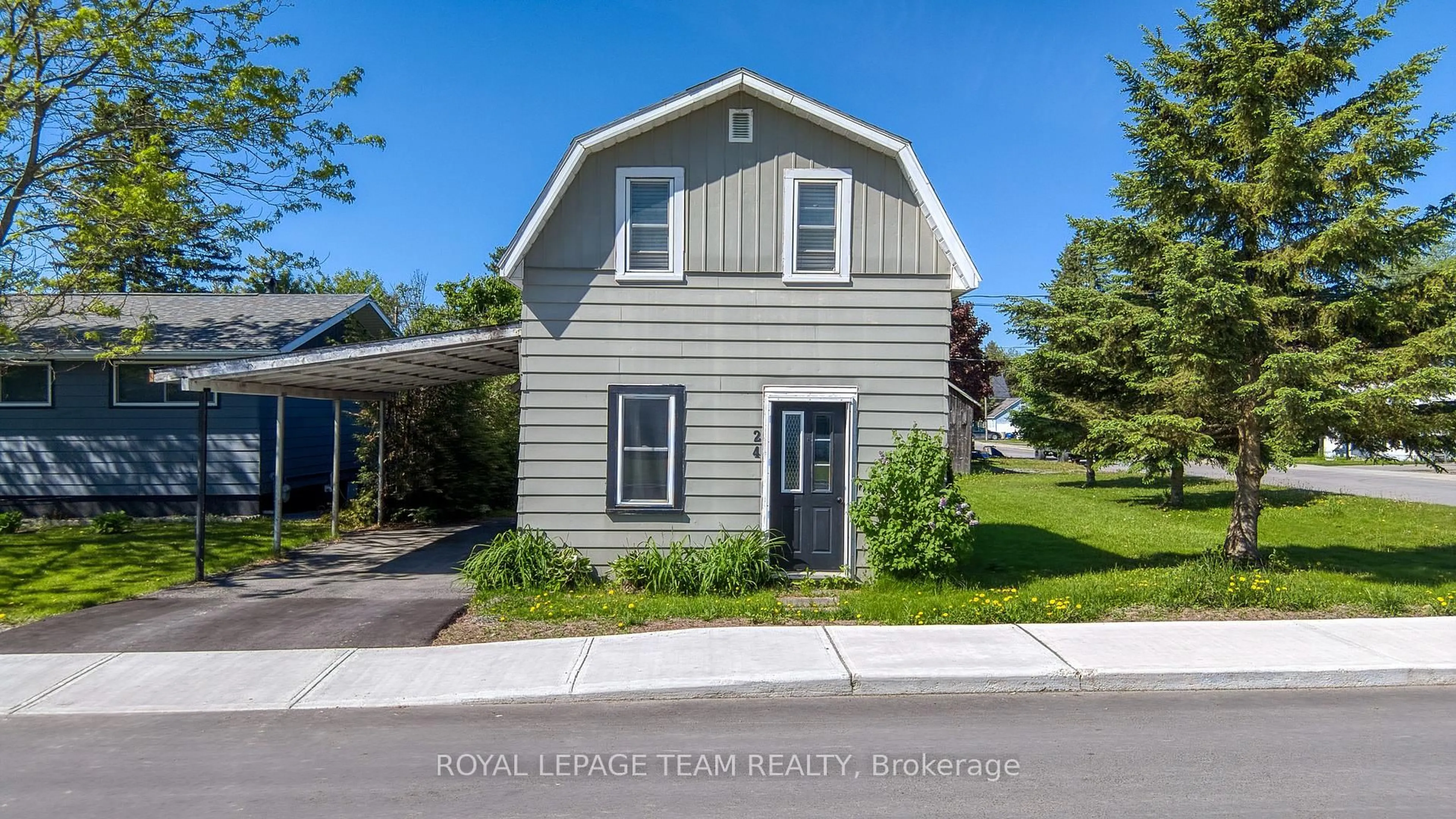 Home with vinyl exterior material, street for 24 Mercer St, Almonte Ontario K0A 1A0