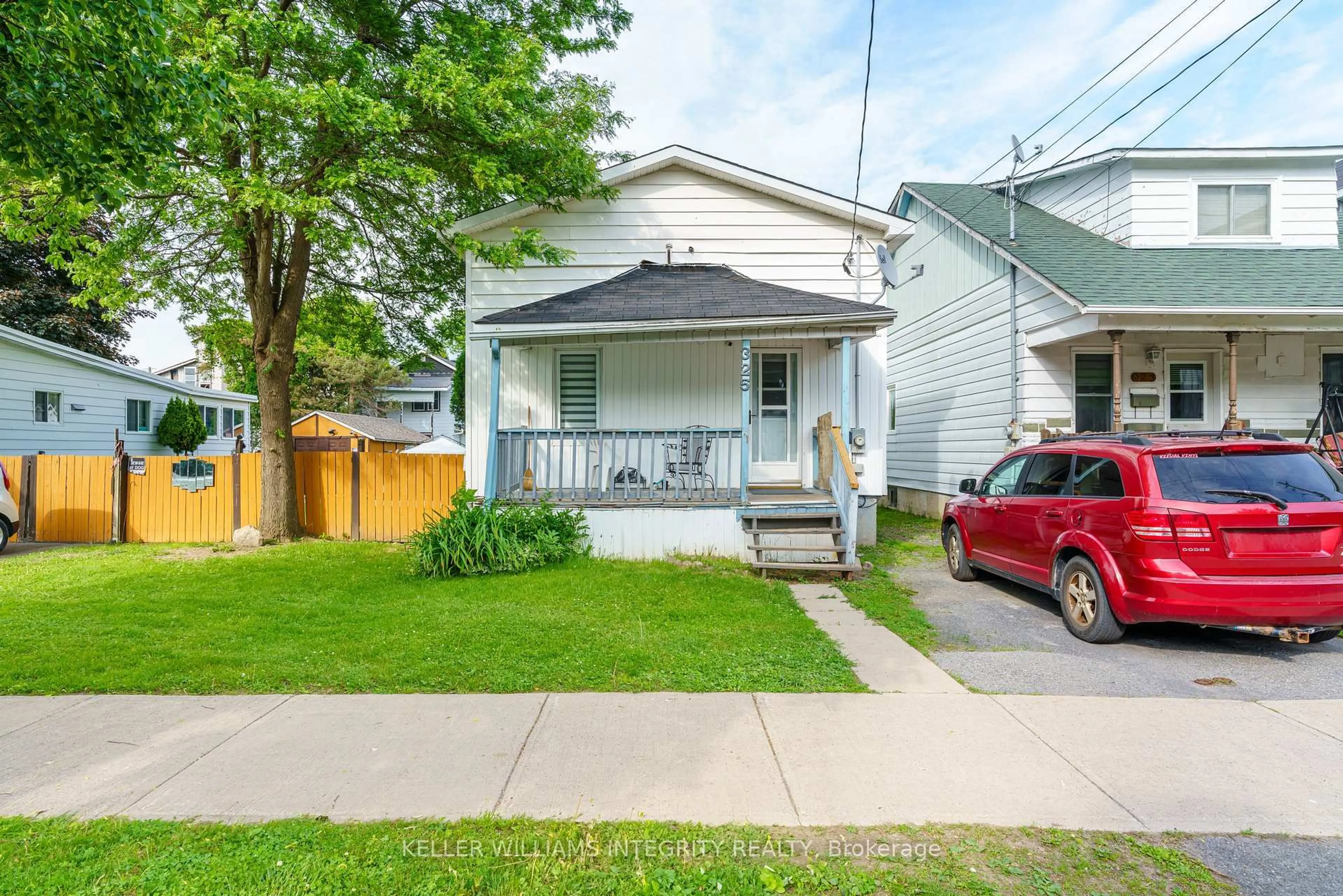 Unknown for 325 Belmont St, Cornwall Ontario K6H 4Z7