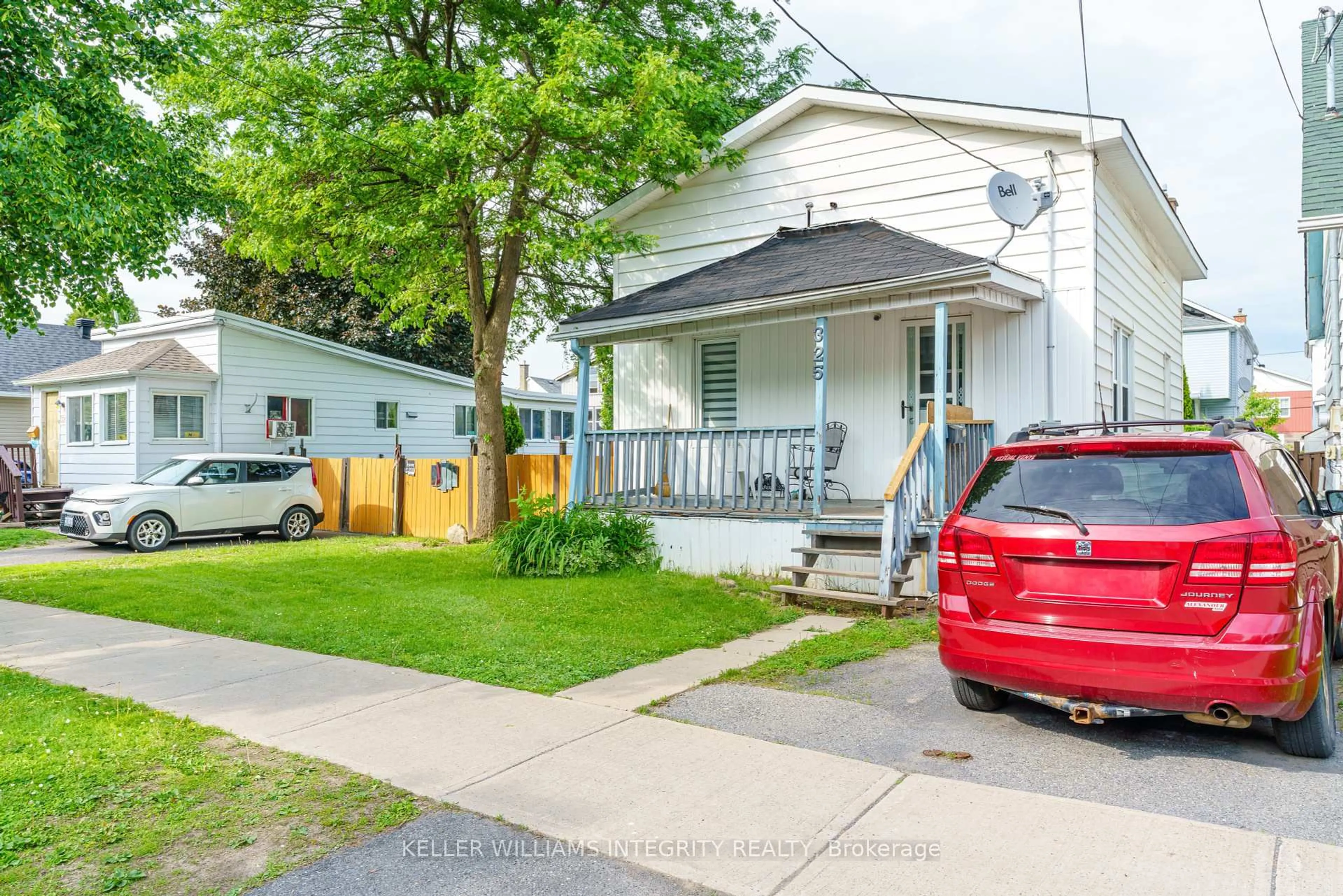 Unknown for 325 Belmont St, Cornwall Ontario K6H 4Z7