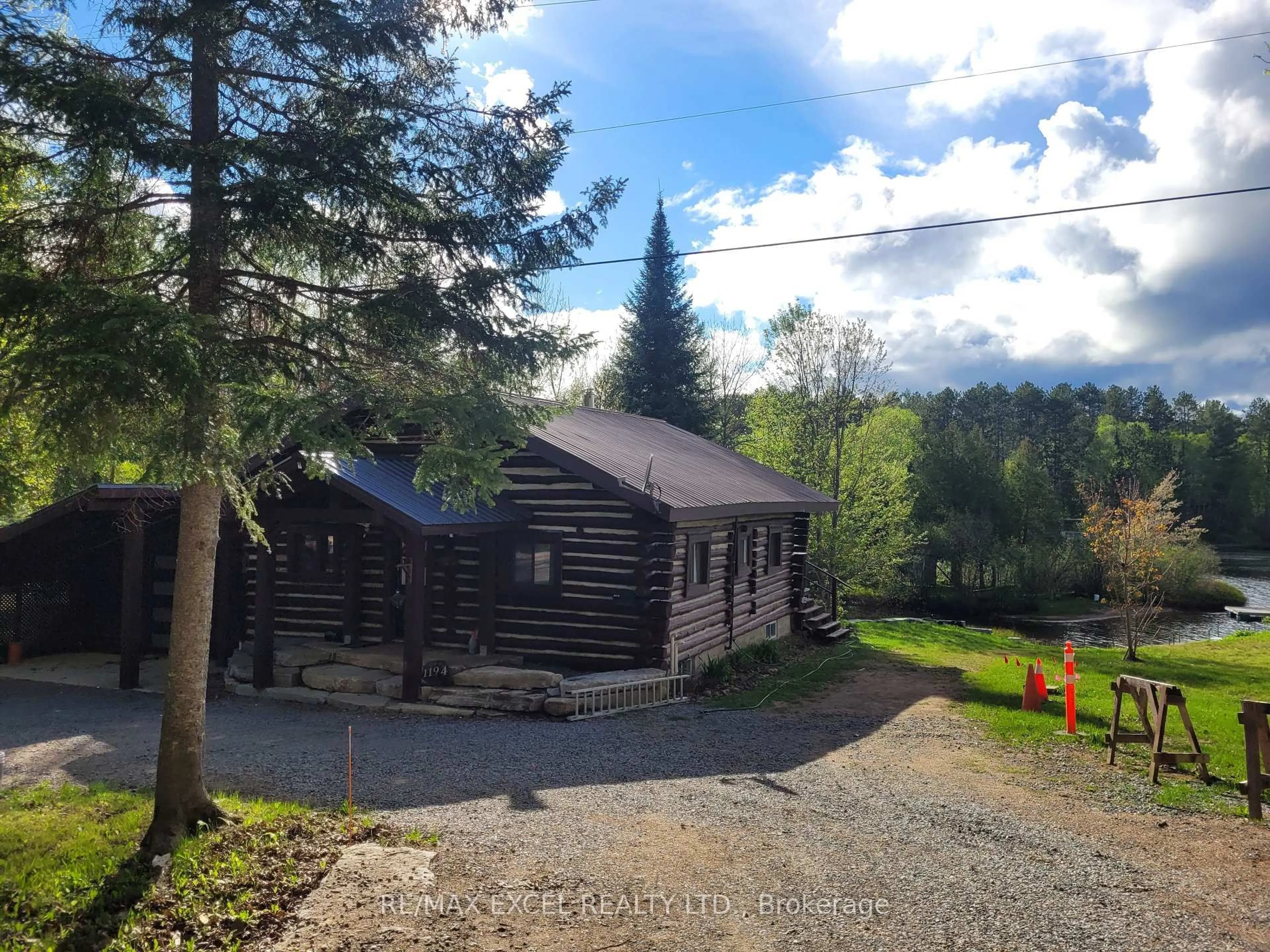 A pic from outside/outdoor area/front of a property/back of a property/a pic from drone, unknown for 1194 LAKE ST. PETER Rd, Maynooth Ontario K0L 2K0