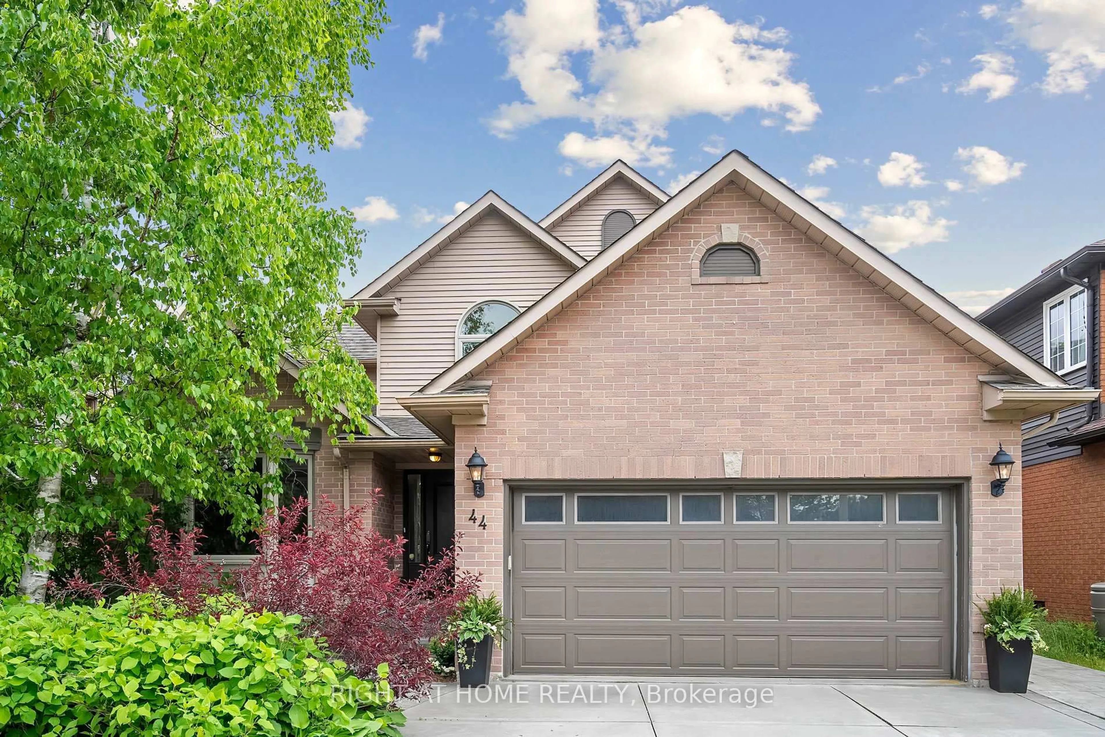 Home with brick exterior material, street for 44 Citation Cres, Hamilton Ontario L9K 1H8