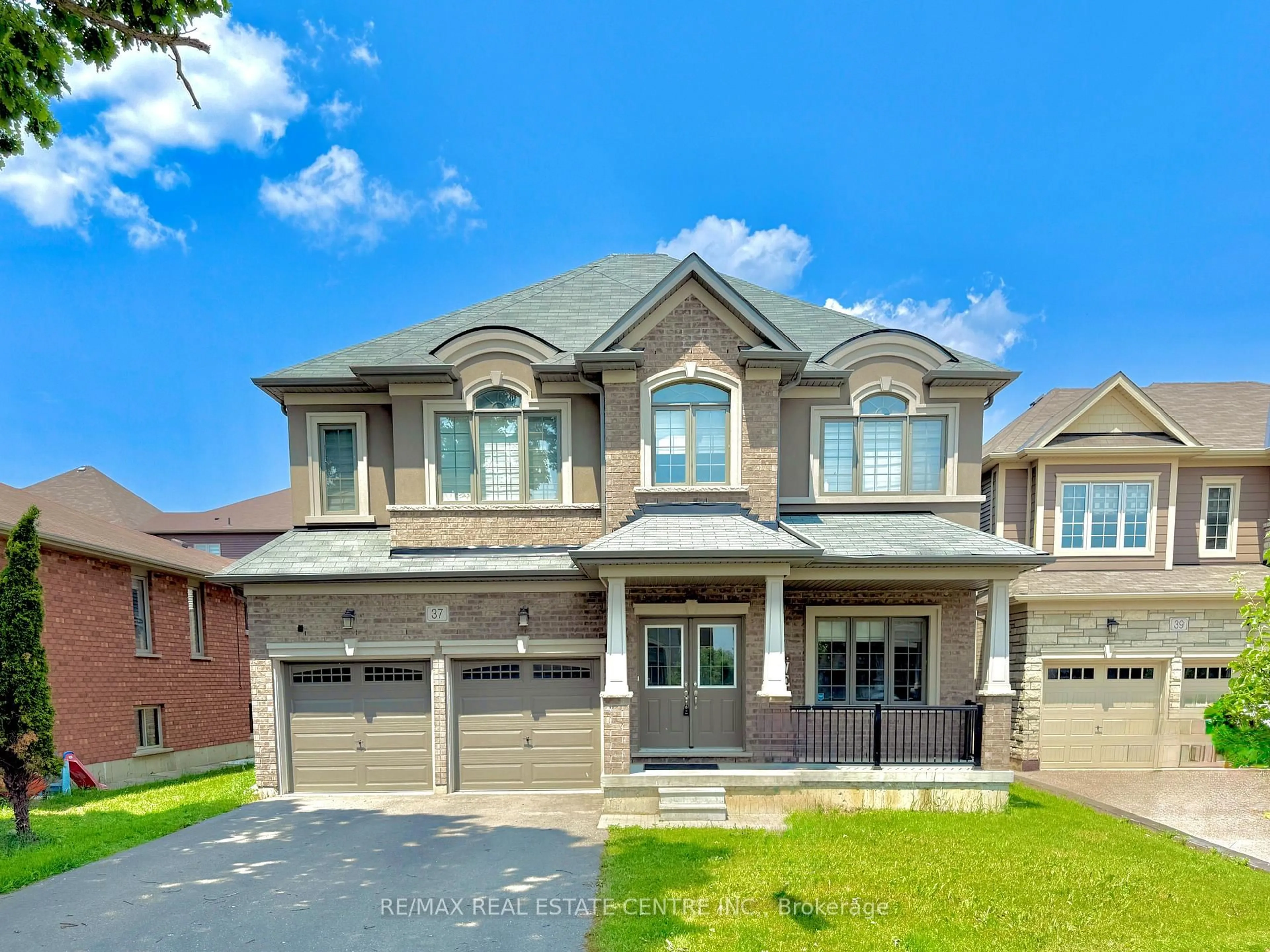 Home with brick exterior material, street for 37 Pace Ave, Brantford Ontario N3S 0J2