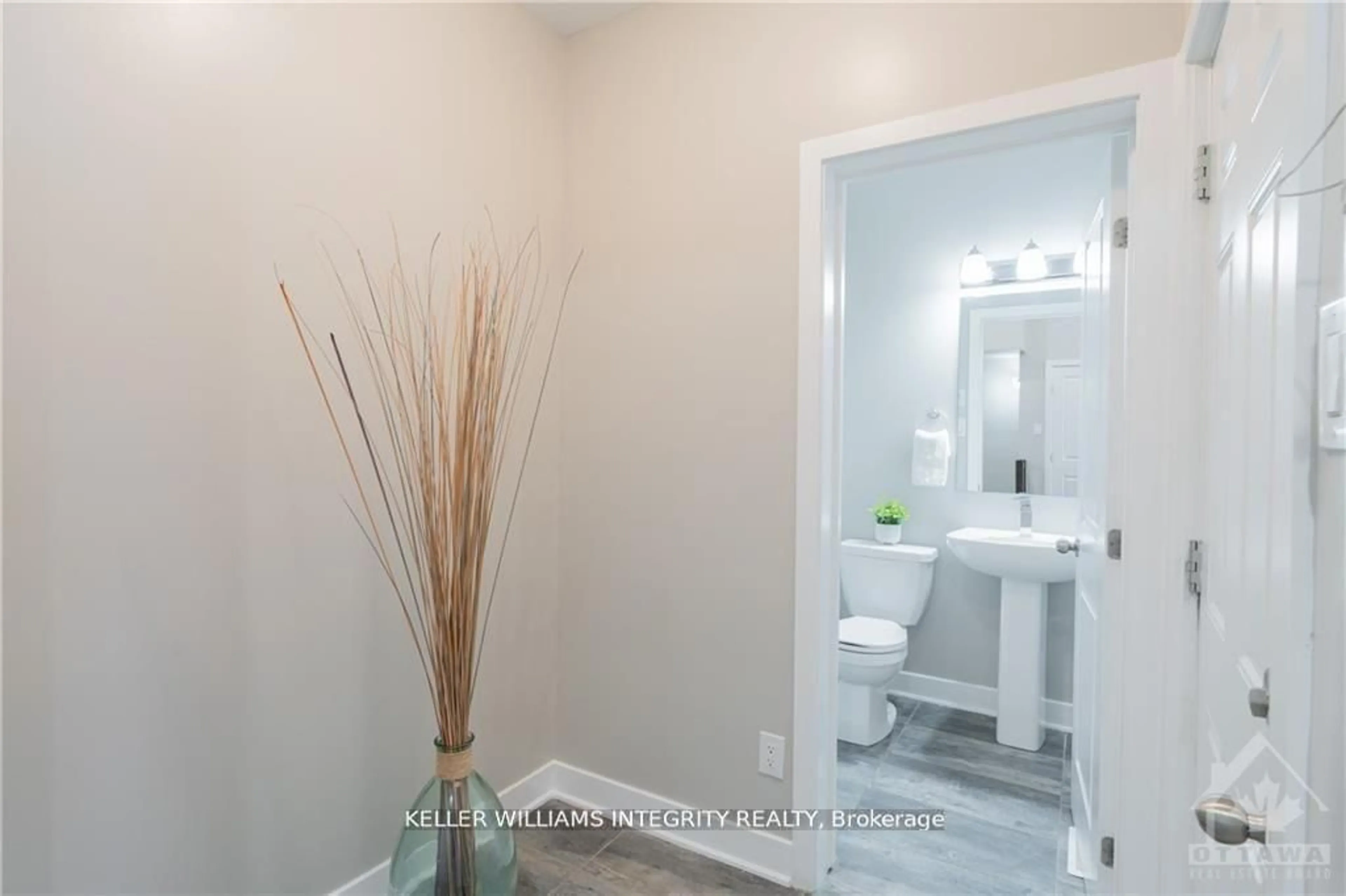 Unknown for 551 TRIANGLE St, Ottawa Ontario K2V 0M5