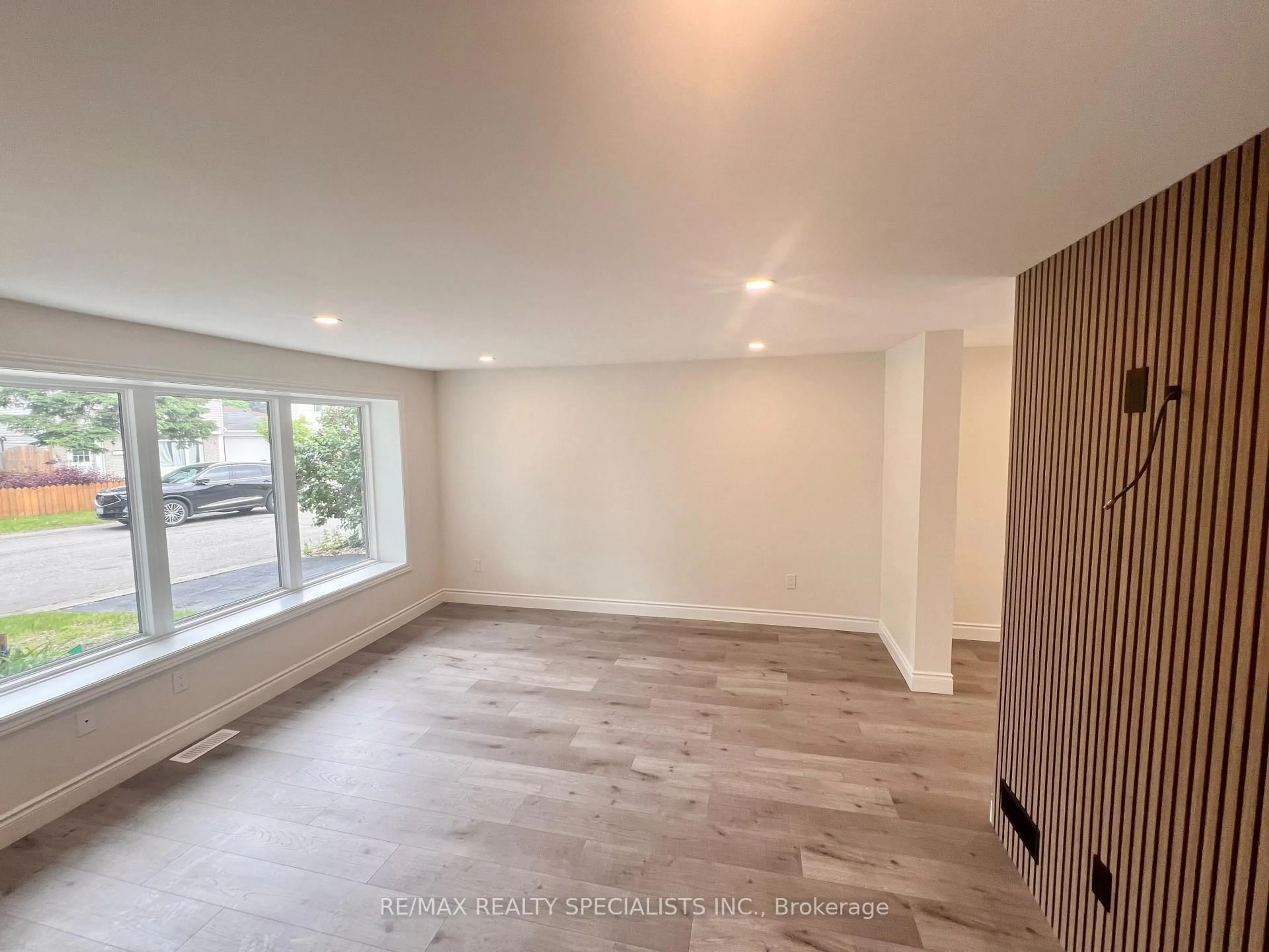 A pic of a room for 410 Pinetree Cres, Cambridge Ontario N3H 4X5