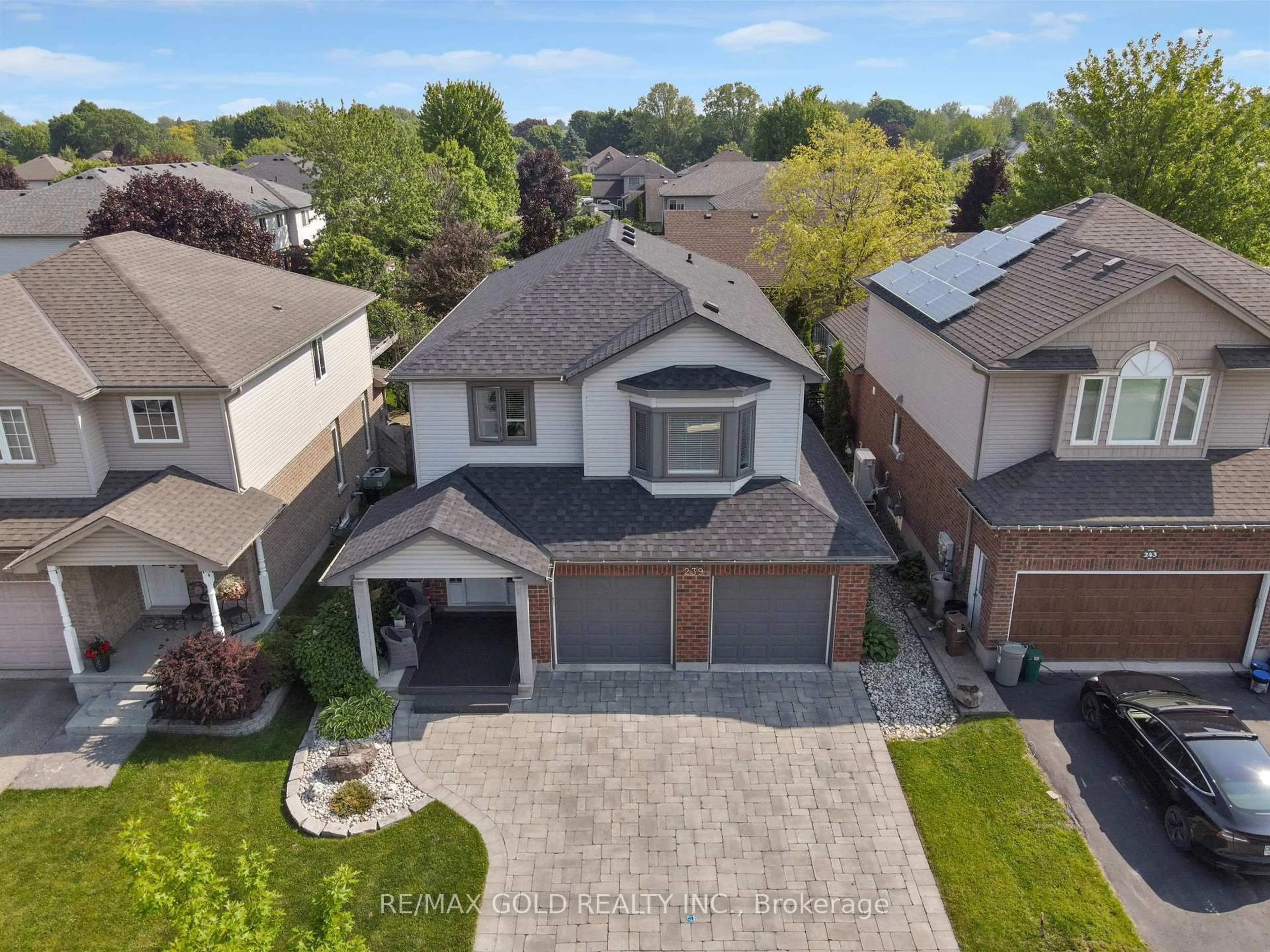 A pic from outside/outdoor area/front of a property/back of a property/a pic from drone, street for 239 Park Ave, Woolwich Ontario N3B 3N3