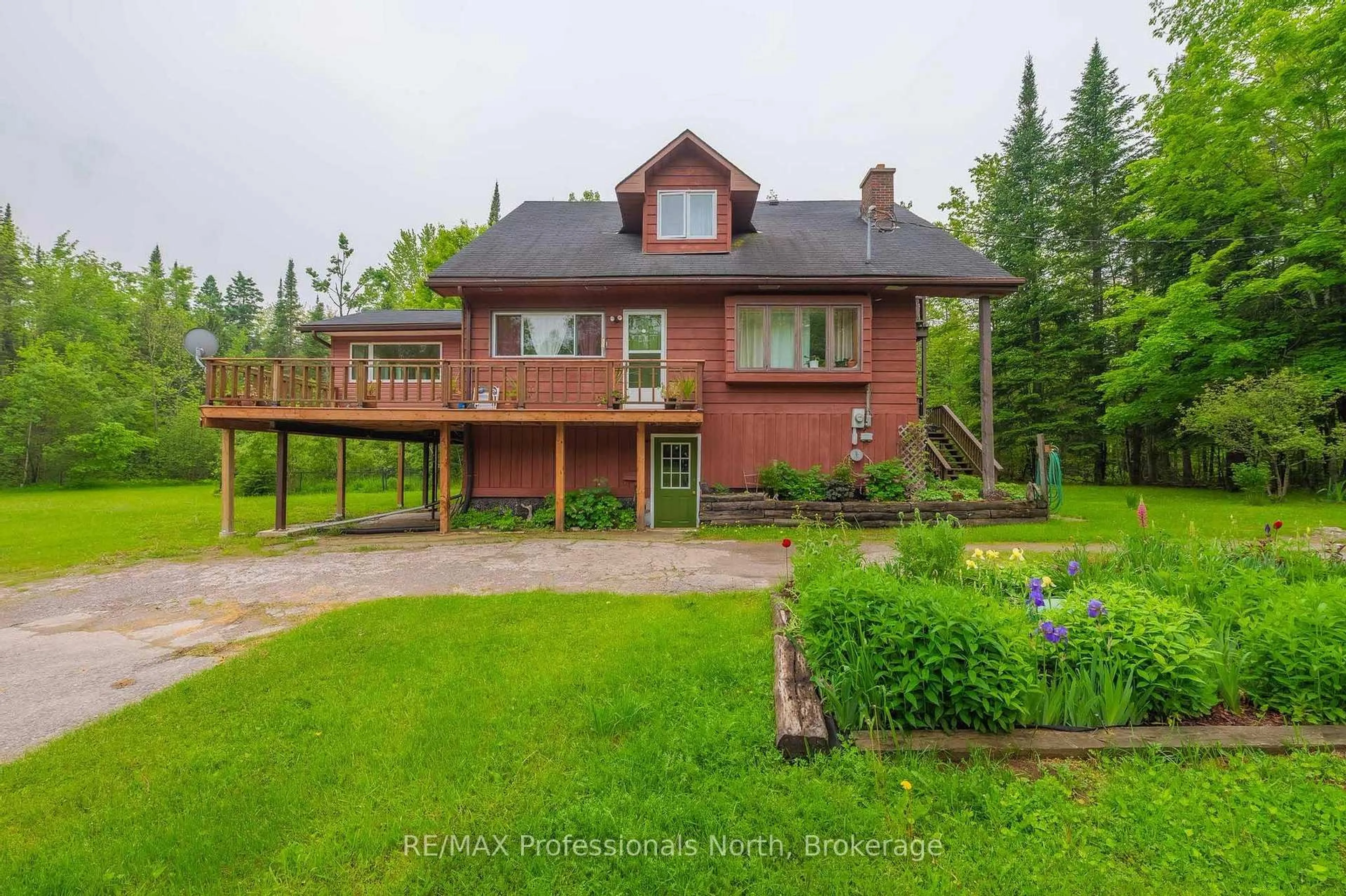 A pic from outside/outdoor area/front of a property/back of a property/a pic from drone, water/lake/river/ocean view for 1195 Denna Lake Rd, Minden Hills Ontario K0M 2K0