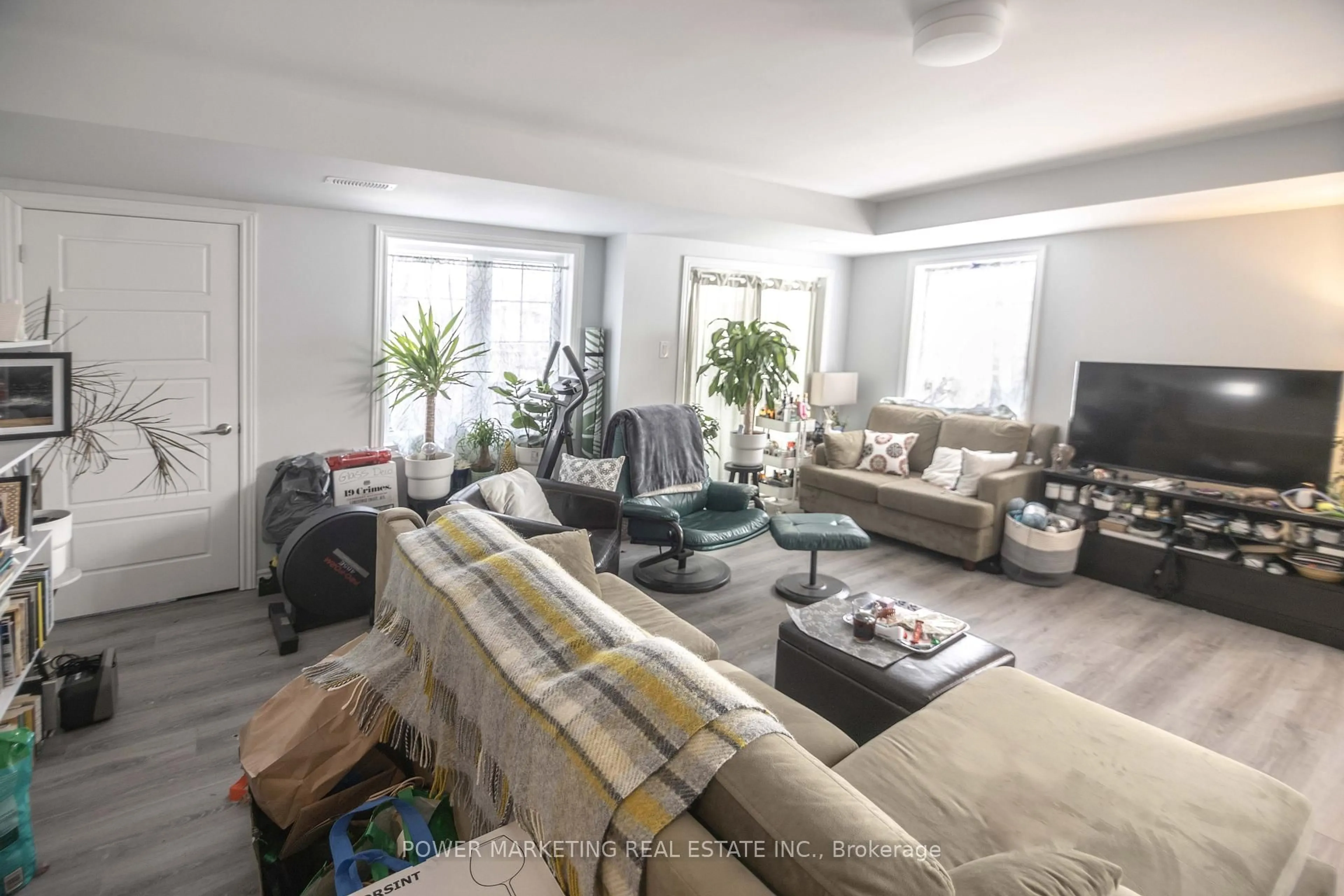 Living room with furniture, unknown for 179 Anthracite Pvt Private, Ottawa Ontario K2J 7B4